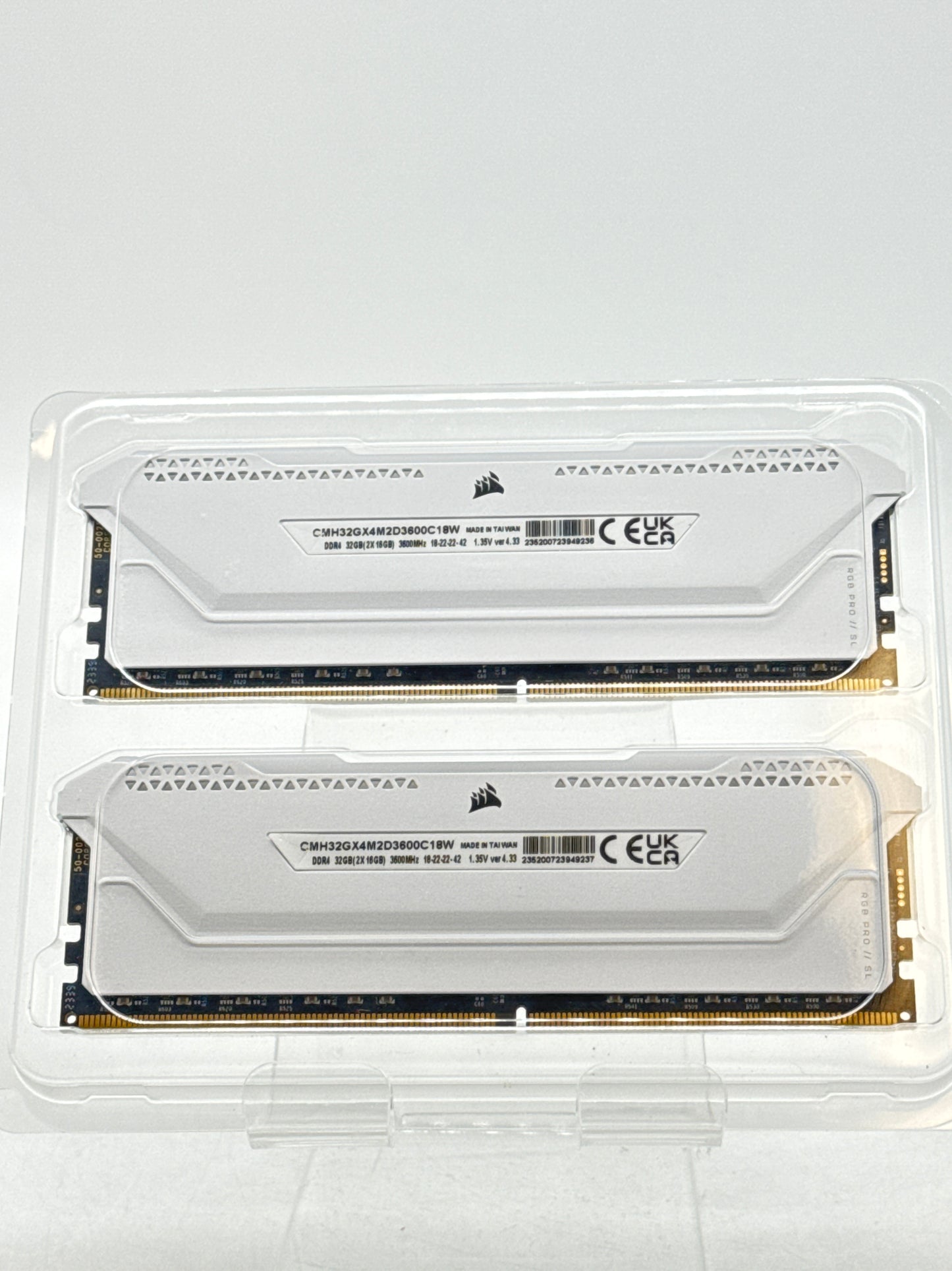 Corsair Vengeance RGB Pro SL Desktop Memory RAM 32GB (2x16GB) DDR4 3600MHz