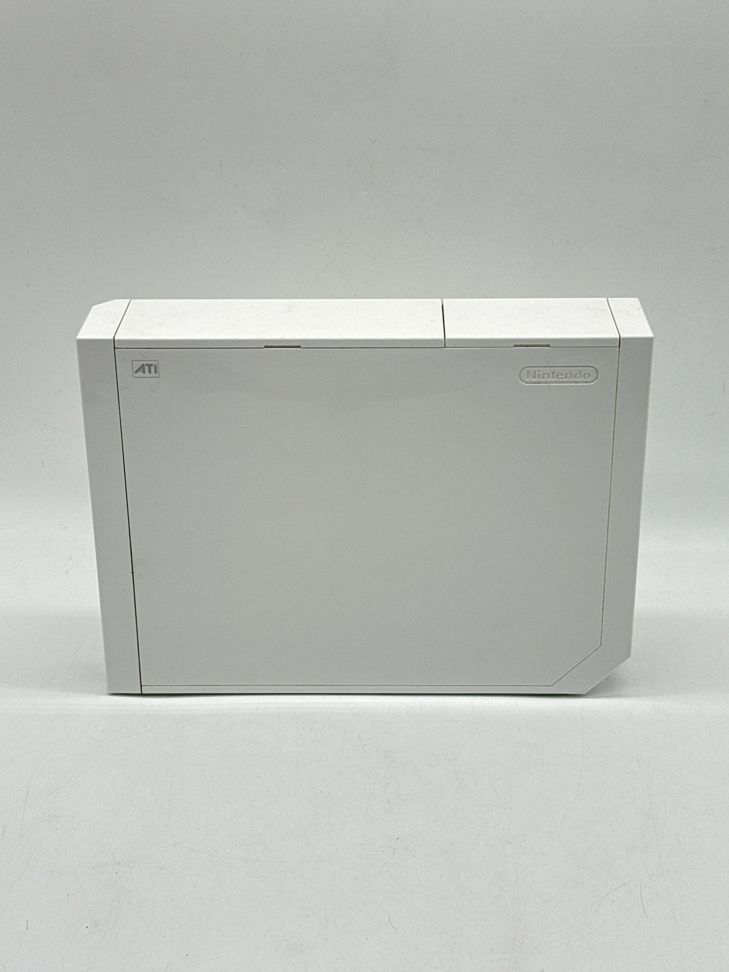 Nintendo Wii Video Game Console RVL-001 White Bundle