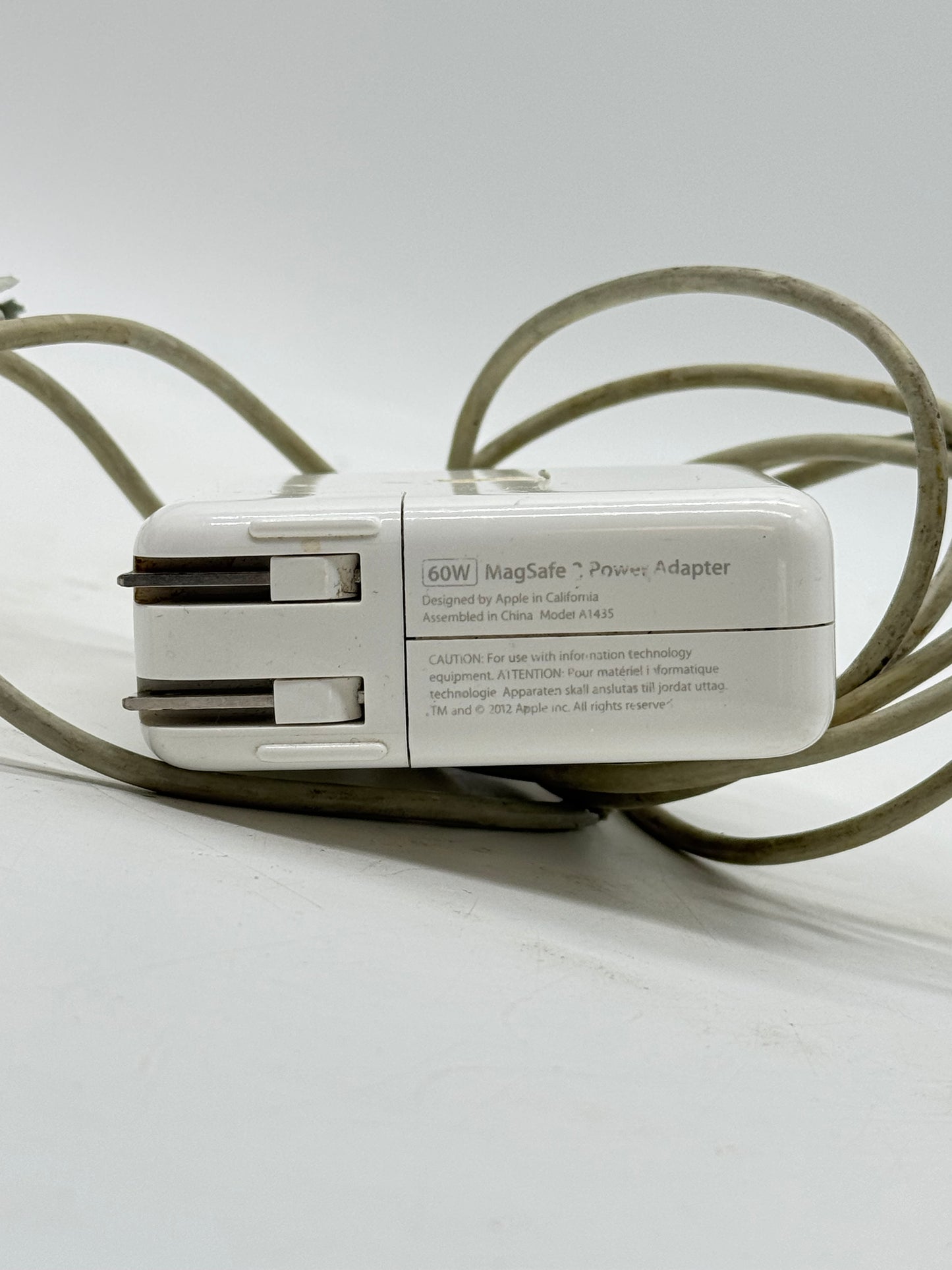 Apple MacBook Pro 13 Inch A1502 2014 Core i5 8GB 256GB Silver