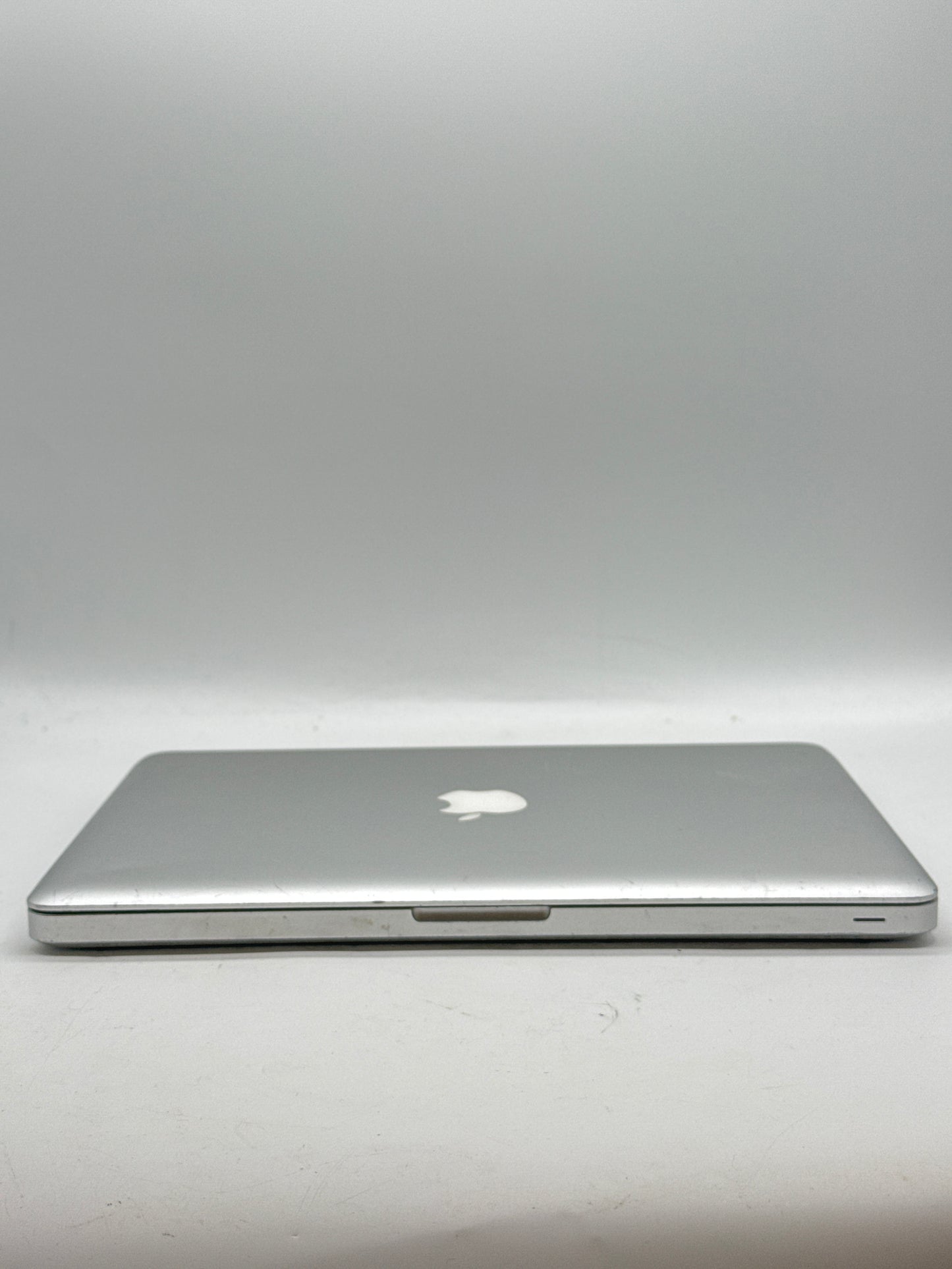 Apple MacBook Pro Retina 13" A1278 Core i5 @2.5GHz dual-core 4GBRAM 500GBSSD !READ