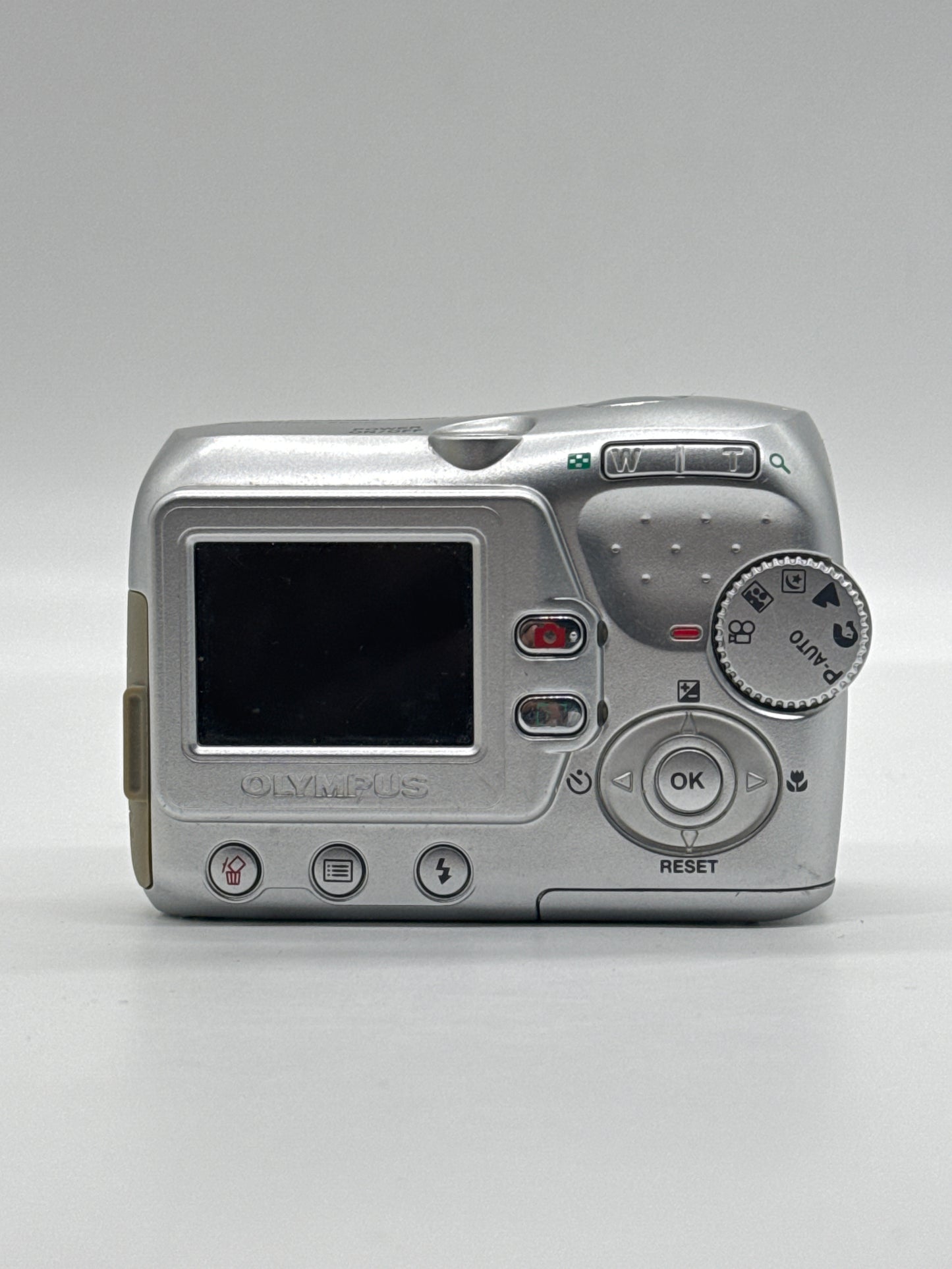 Olympus CAMEDIA D-535 Zoom 3.2MP Digital Camera