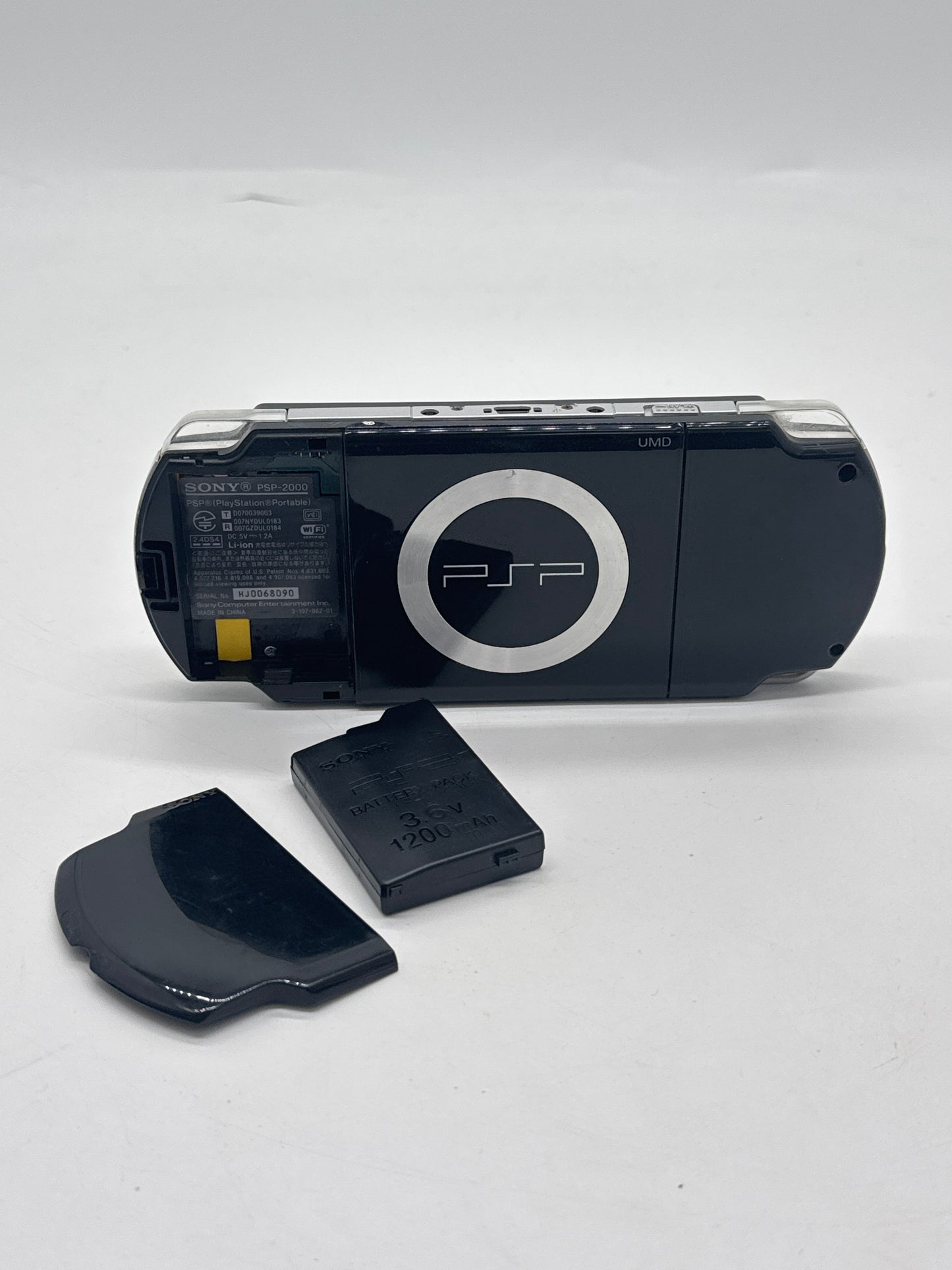 PlayStation Portable PSP-2000 Piano Black Console #670 w/ OEM 1200mAh Battery