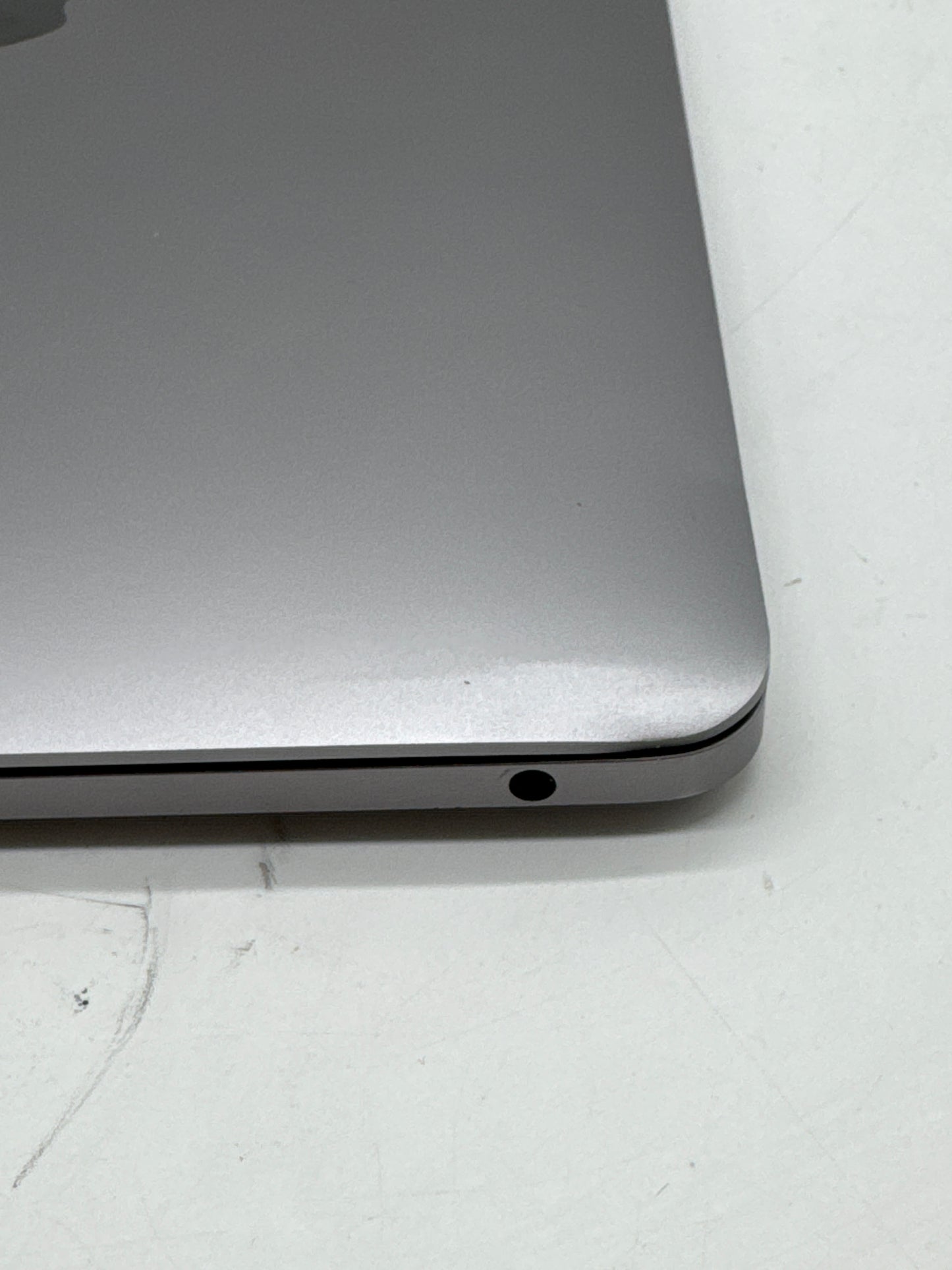 2019 Apple Macbook Pro 13.3" A2159 Core i5 1.4GHz 256GB SSD 8GB RAM !READ