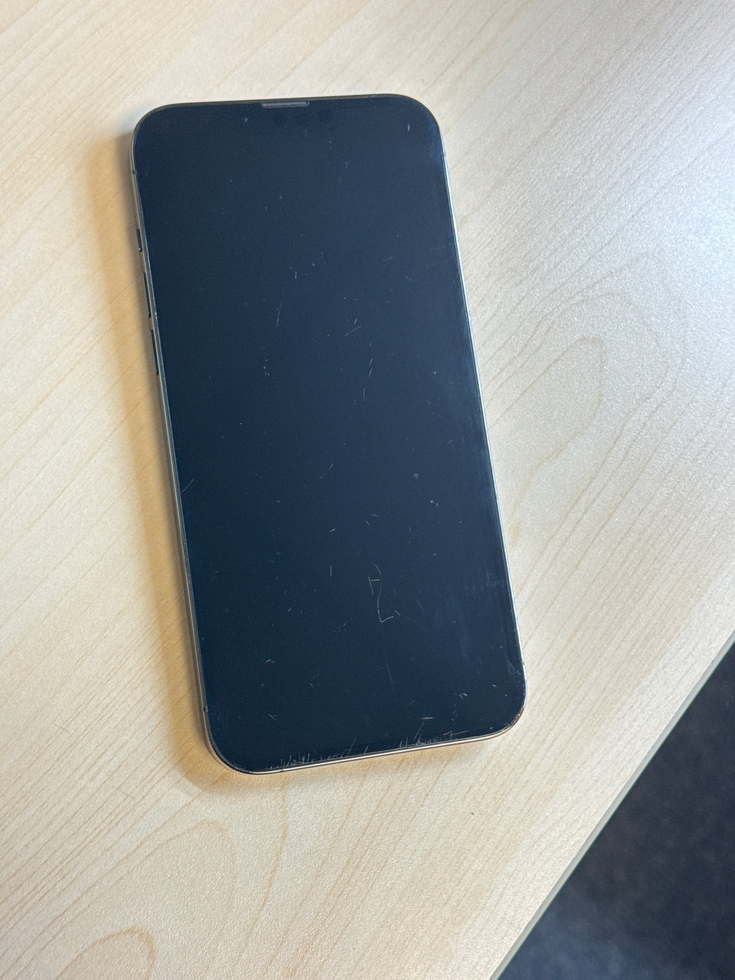 AT&T Apple iPhone 13 Pro Max A2484 128GB Graphite 82% Battery Health