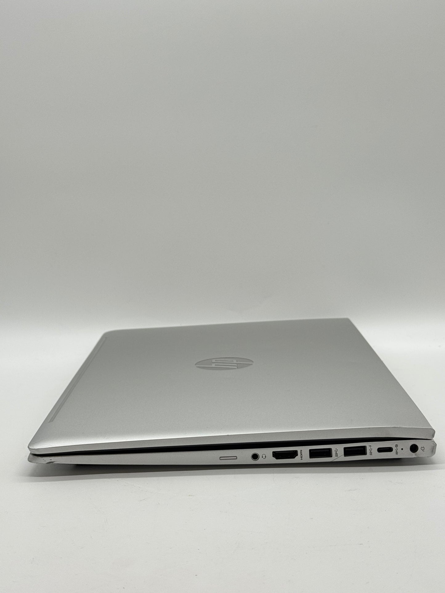 HP ProBook 455 G10 15.6 FHD 2.0 GHz Ryzen 7 7730U 512GB SSD 16GB RAM Silver