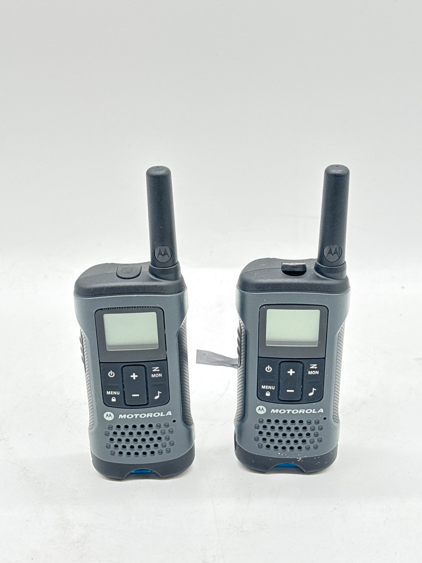 MOTOROLA TALKABOUT TWO-WAY RADIO T200 SET W/ BATTERIES & Chargers (11 Radios)