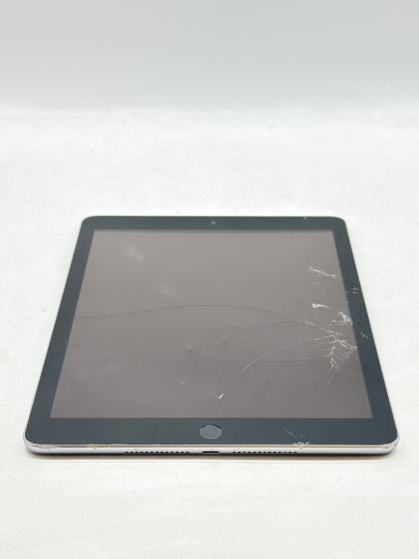 Apple iPad 6th Gen 9.7" A1893 128GB Space Gray Wi-Fi - Screen Cracked