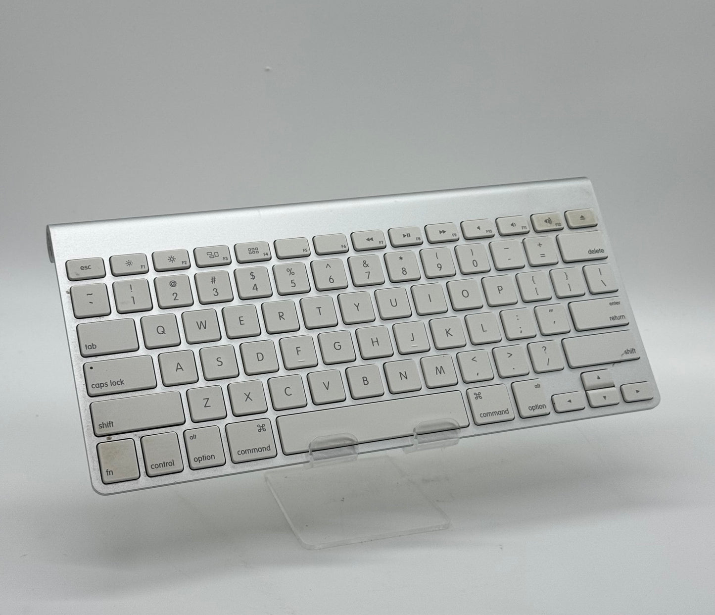 Apple Wireless Keyboard (A1314) - White - Used