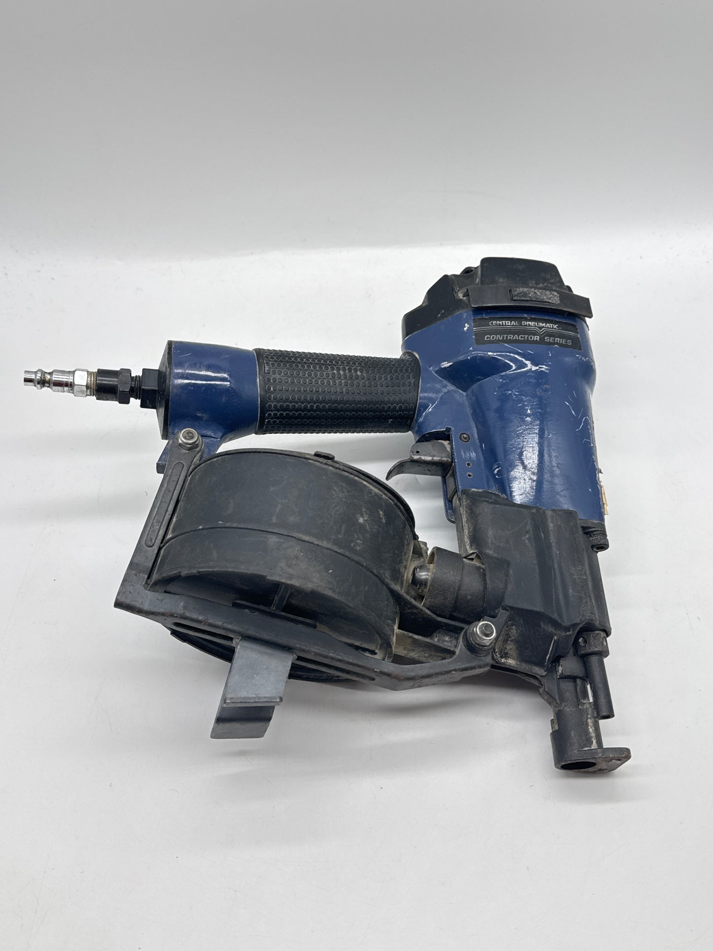 Central Pneumatic Contractor Series Coil Roofing Nailer Model 67450