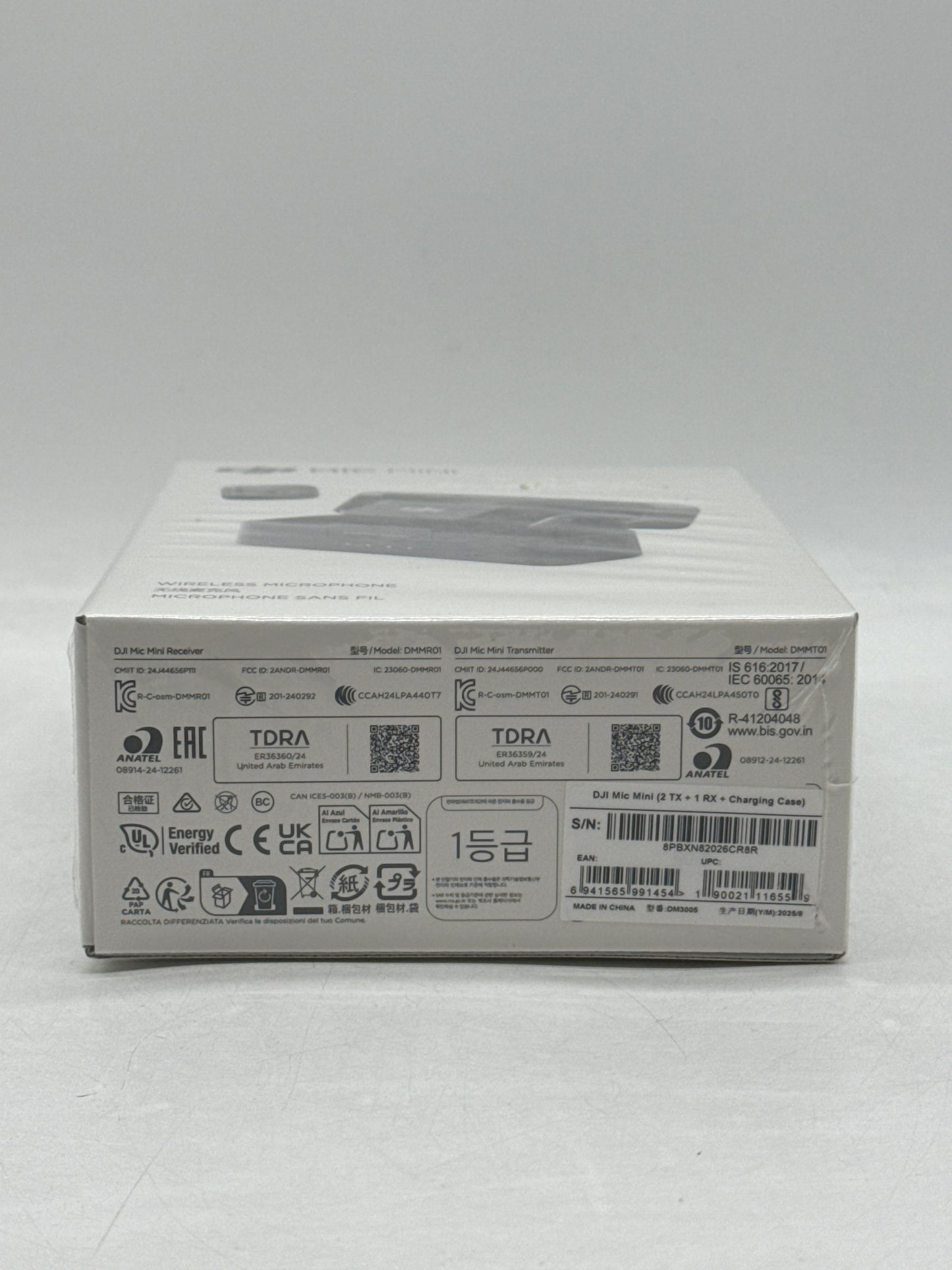 New DJI Mic Mini Wireless Omnidirectional Mic System (2 TX, 1 RX, Charging Case)