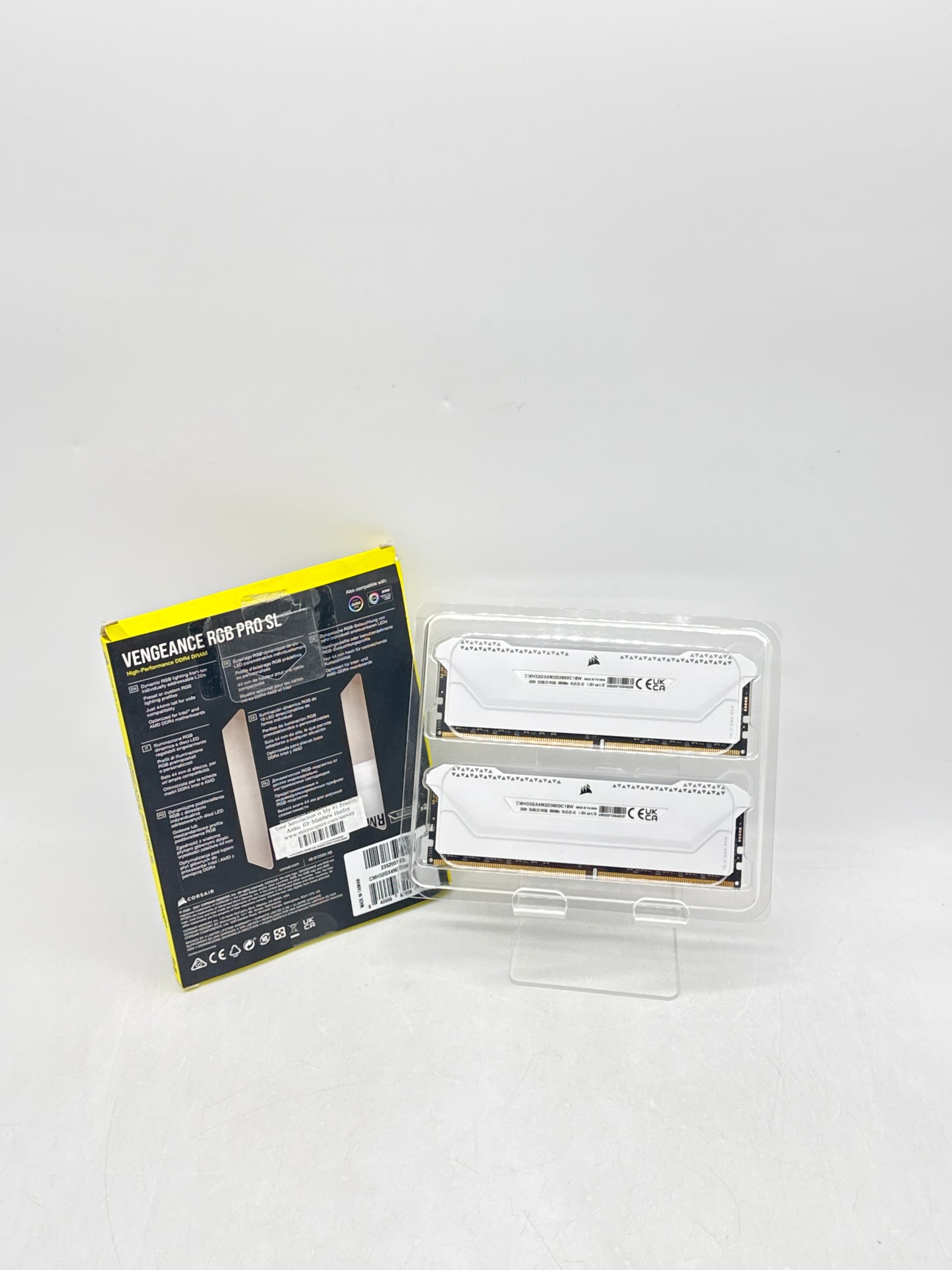 Corsair Vengeance RGB Pro SL Desktop Memory RAM 32GB (2x16GB) DDR4 3600MHz