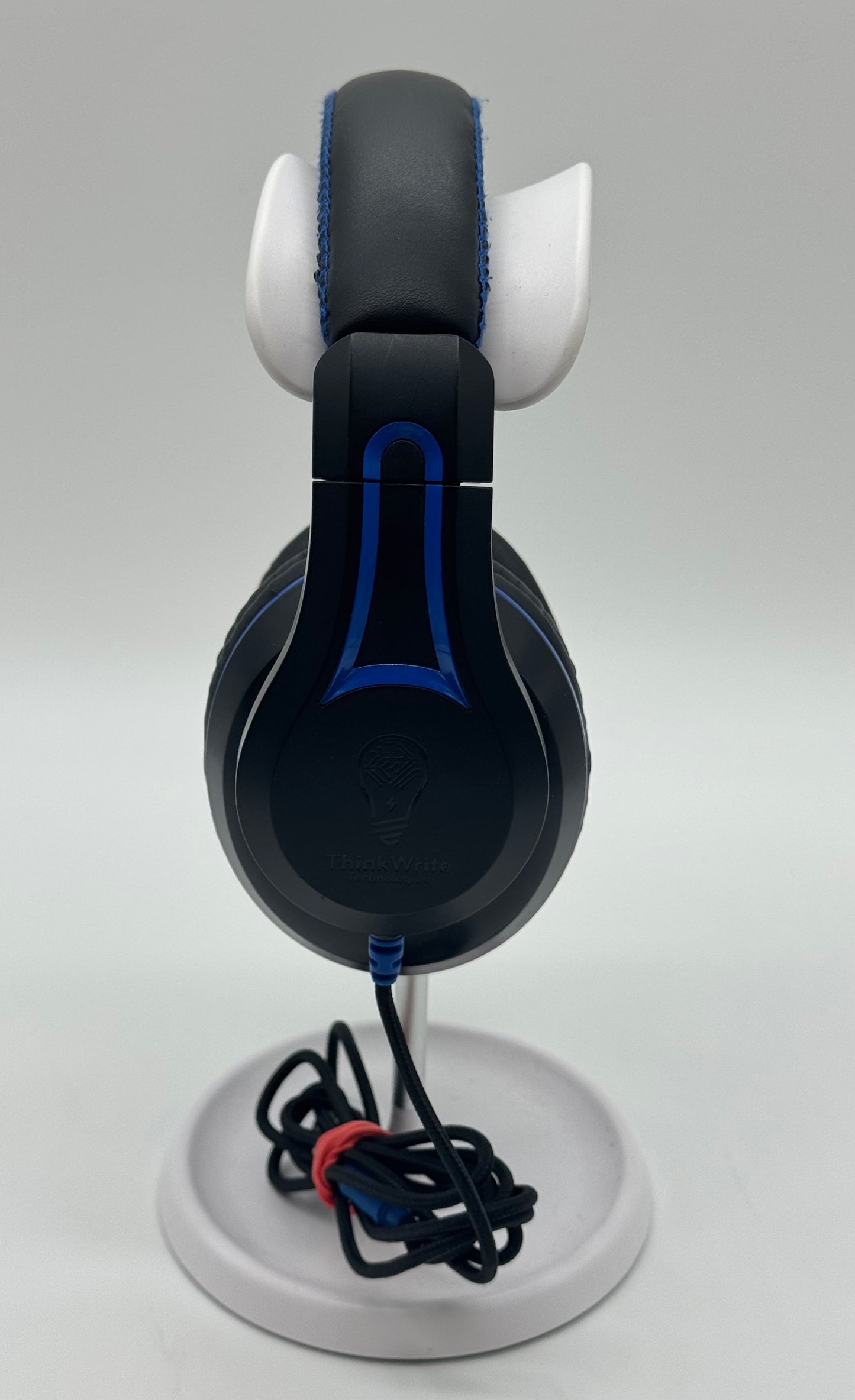 ThinkWrite Technologies TW200 Wired Gaming Headphones - Black - Used