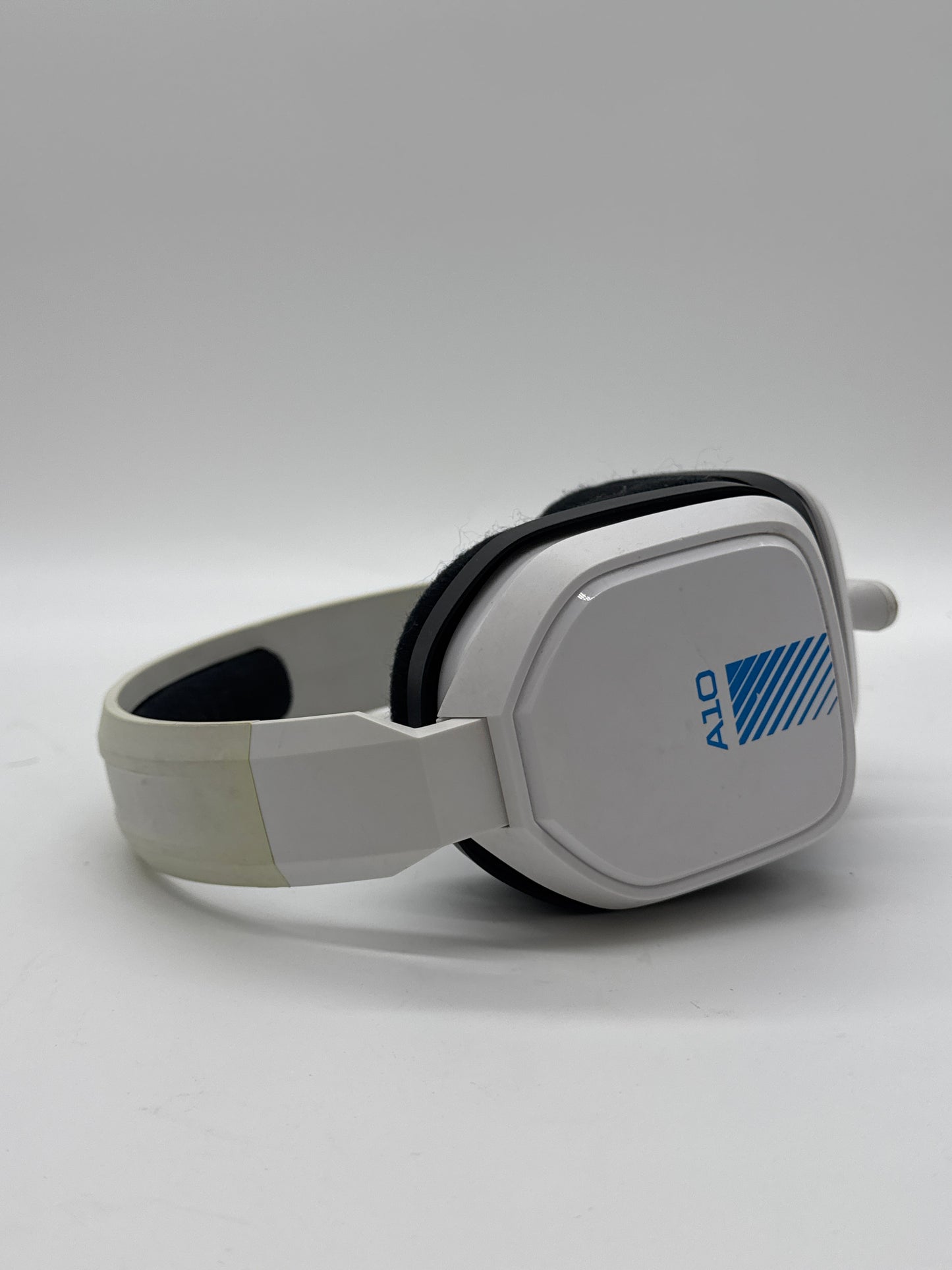 Astro A10 gaming headset - white