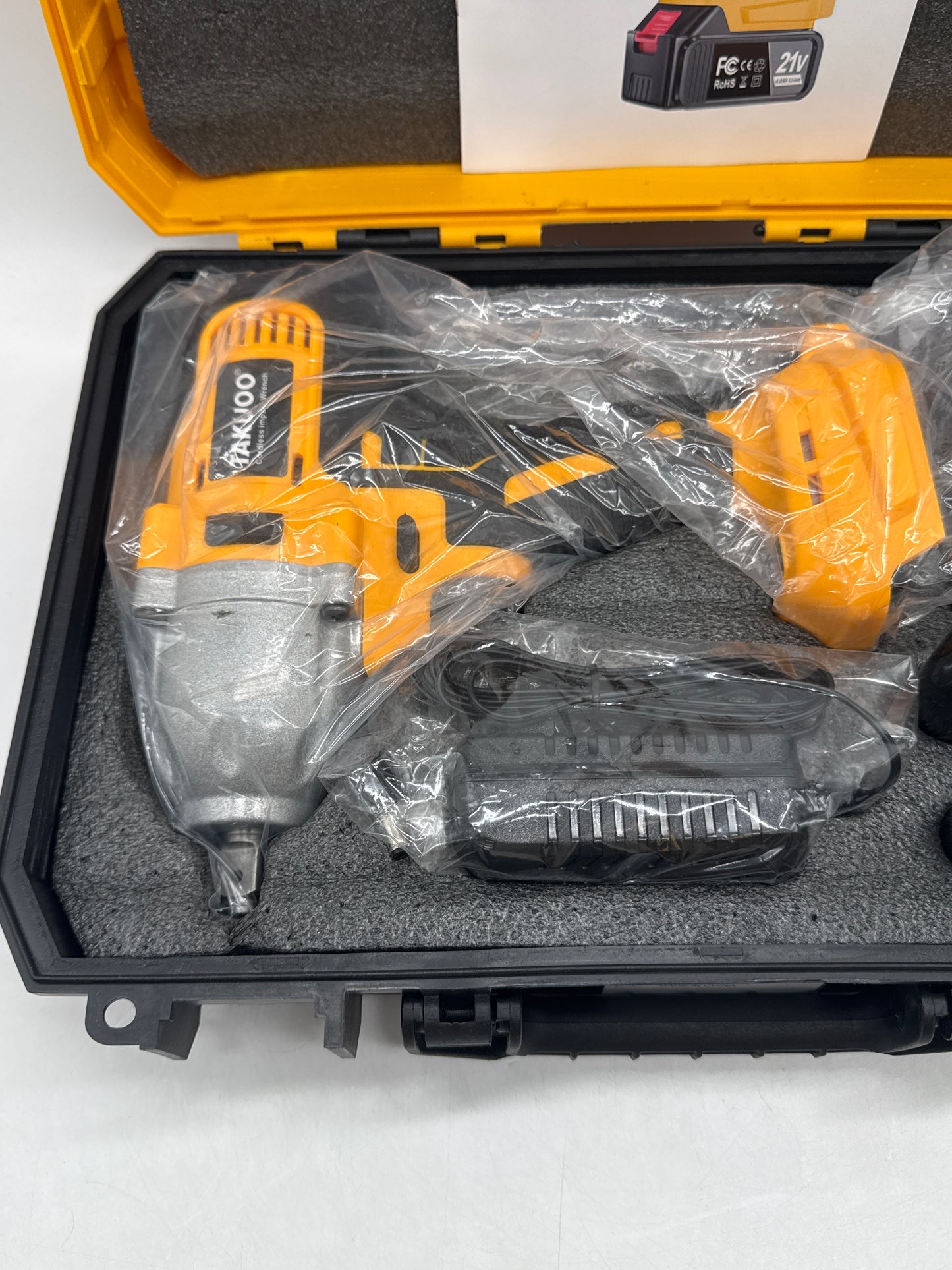 Takuoo Cordless 1/2 inch Brushless Impact Wrench - Open Box