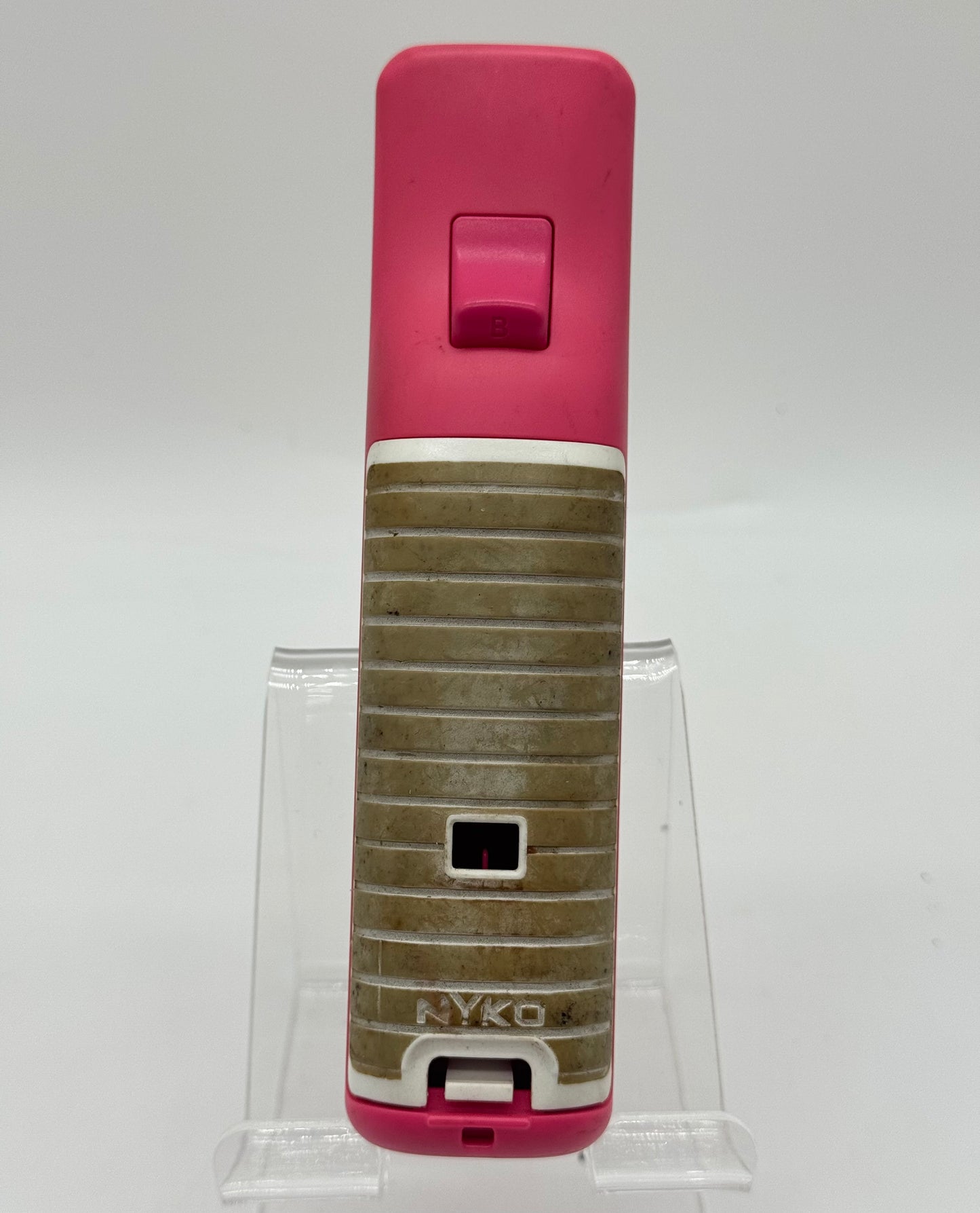 Nintendo Wii Controller (RVL-003) + Rechargeable Battery Pack - Pink - Used