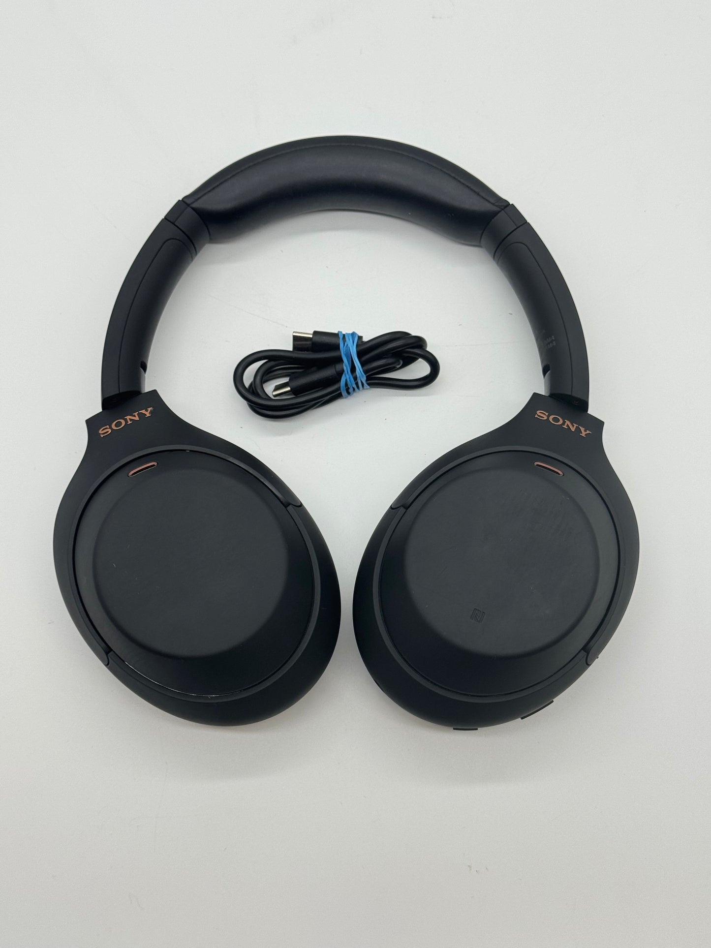 Sony WH-1000XM4 Wireless Headphones - Black - Used