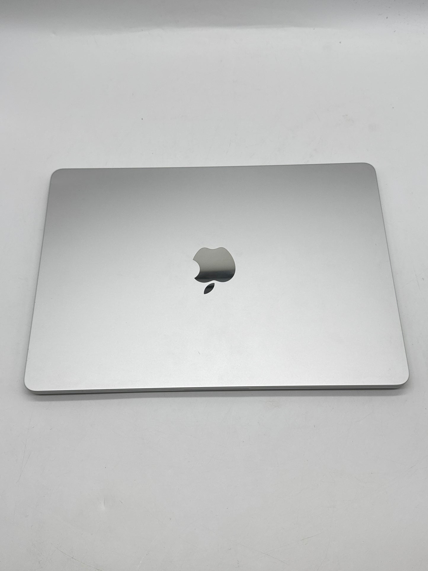 Apple MacBook Air M2 A2681 13.6" 8C CPU 8C GPU 8GB RAM 256GB SSD