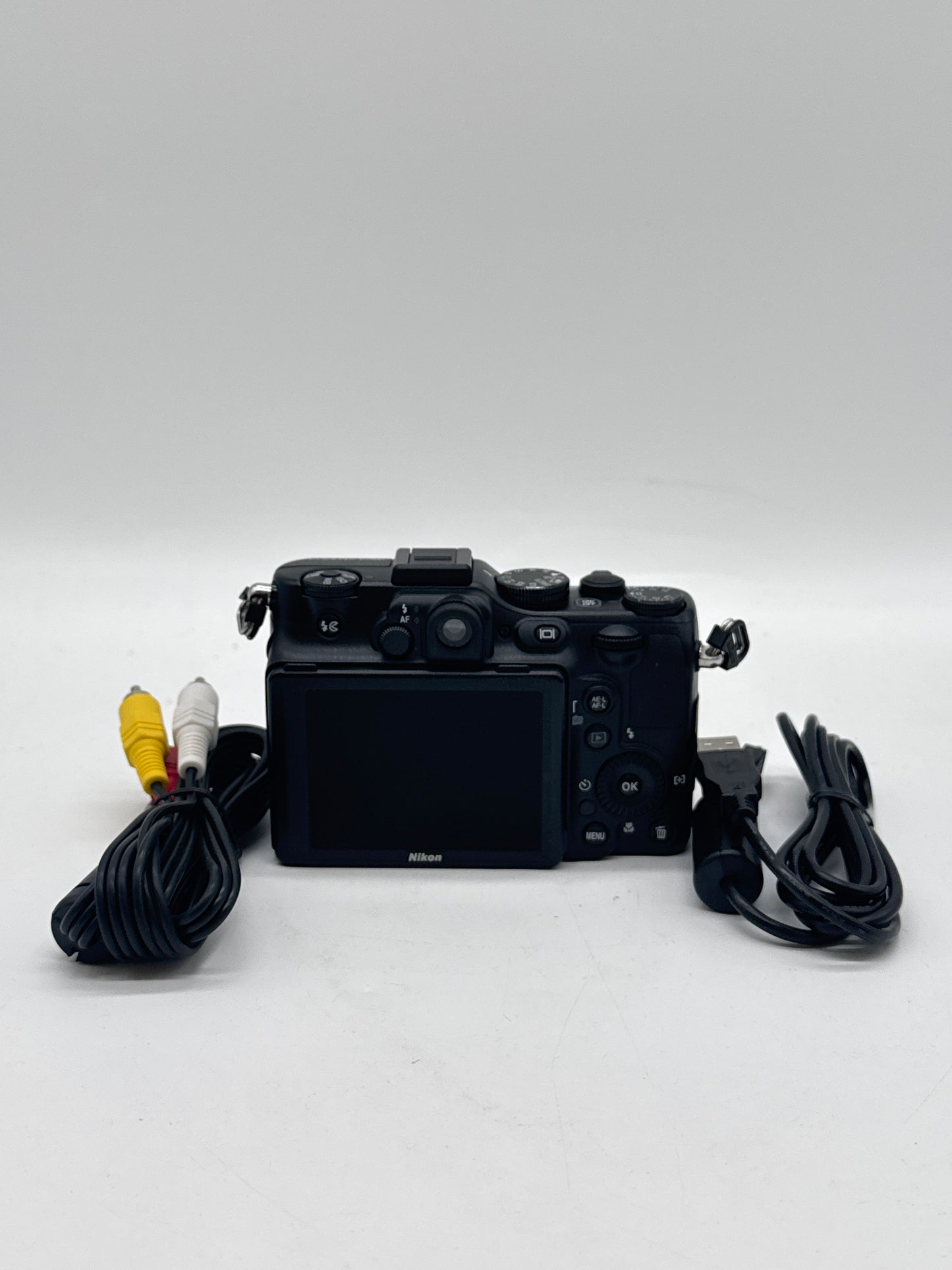 Nikon Coolpix P7100 Digital Camera Black UNTESTED