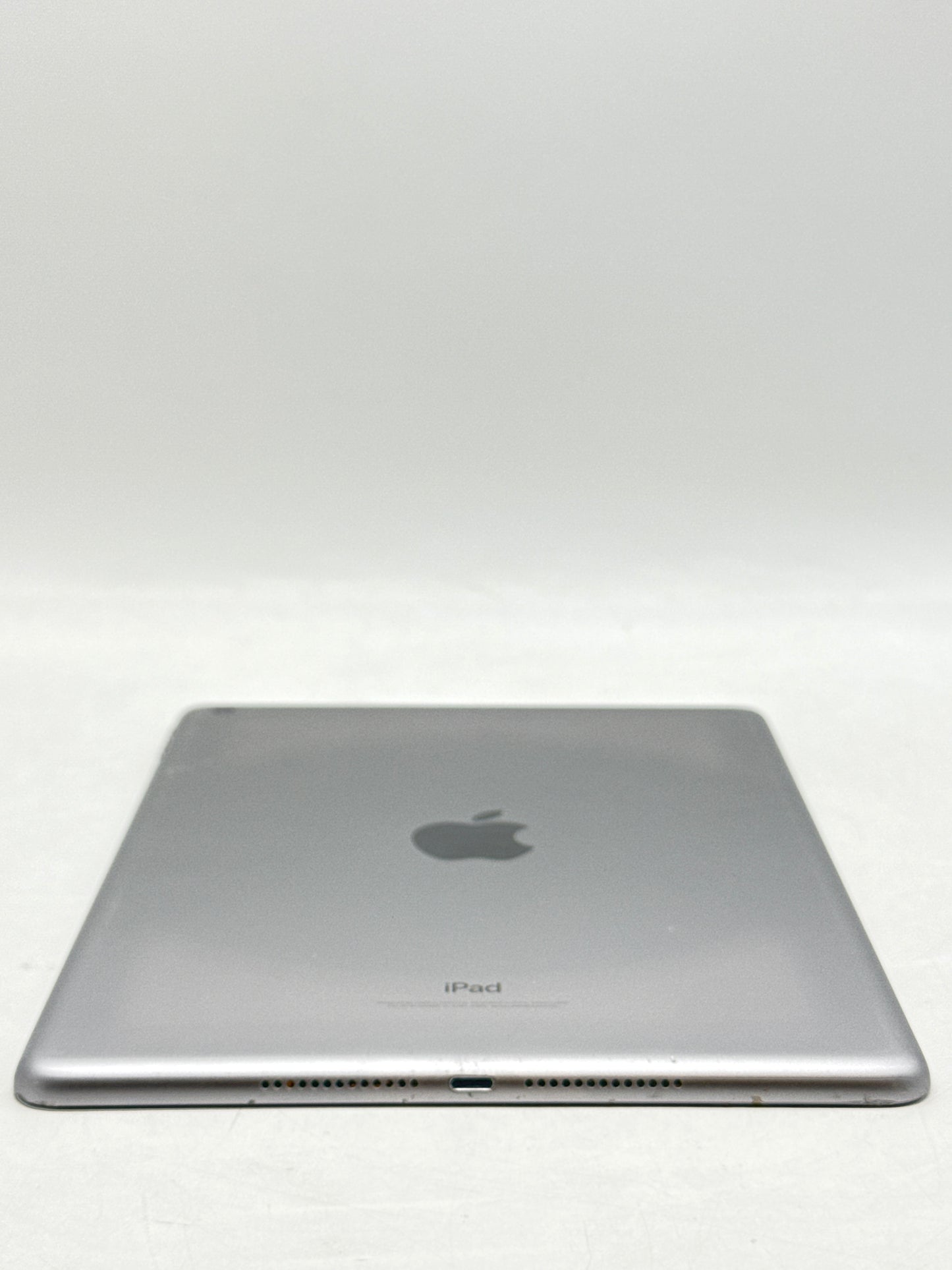 Apple iPad 6th Gen 9.7" A1893 128GB Space Gray Wi-Fi - Screen Cracked