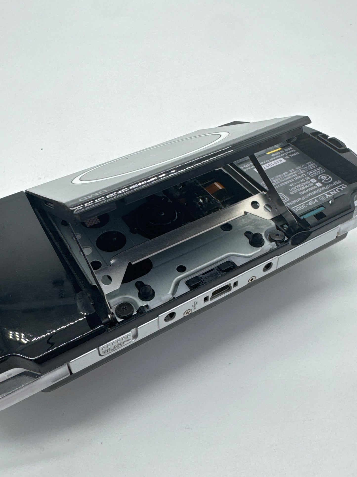 Sony PSP-3000 Piano Black Console Only #100 No Battery No Lid No Charger AS IS