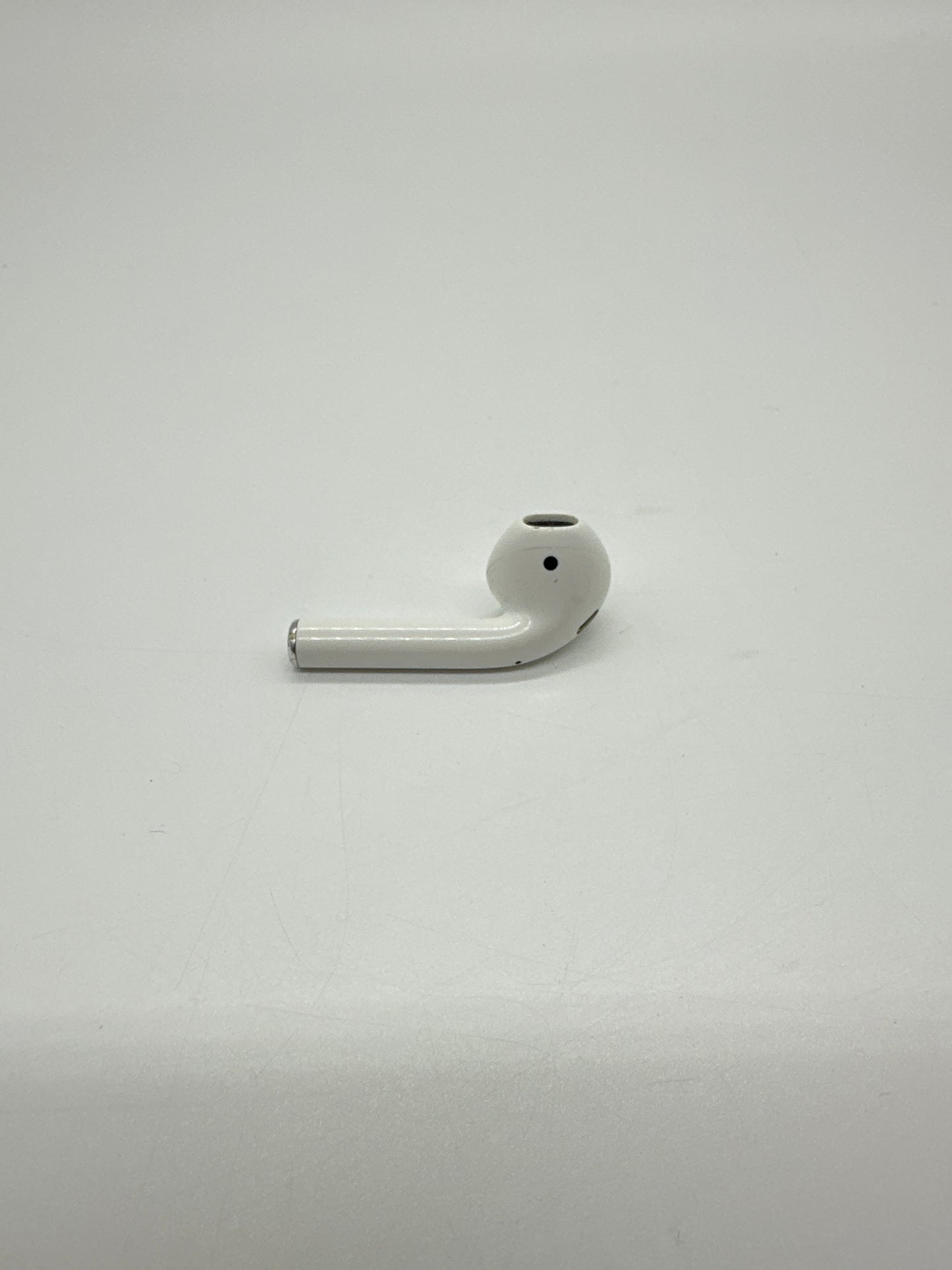 Apple AirPods 1st Gen LEFT SIDE EARBUD ONLY A1602