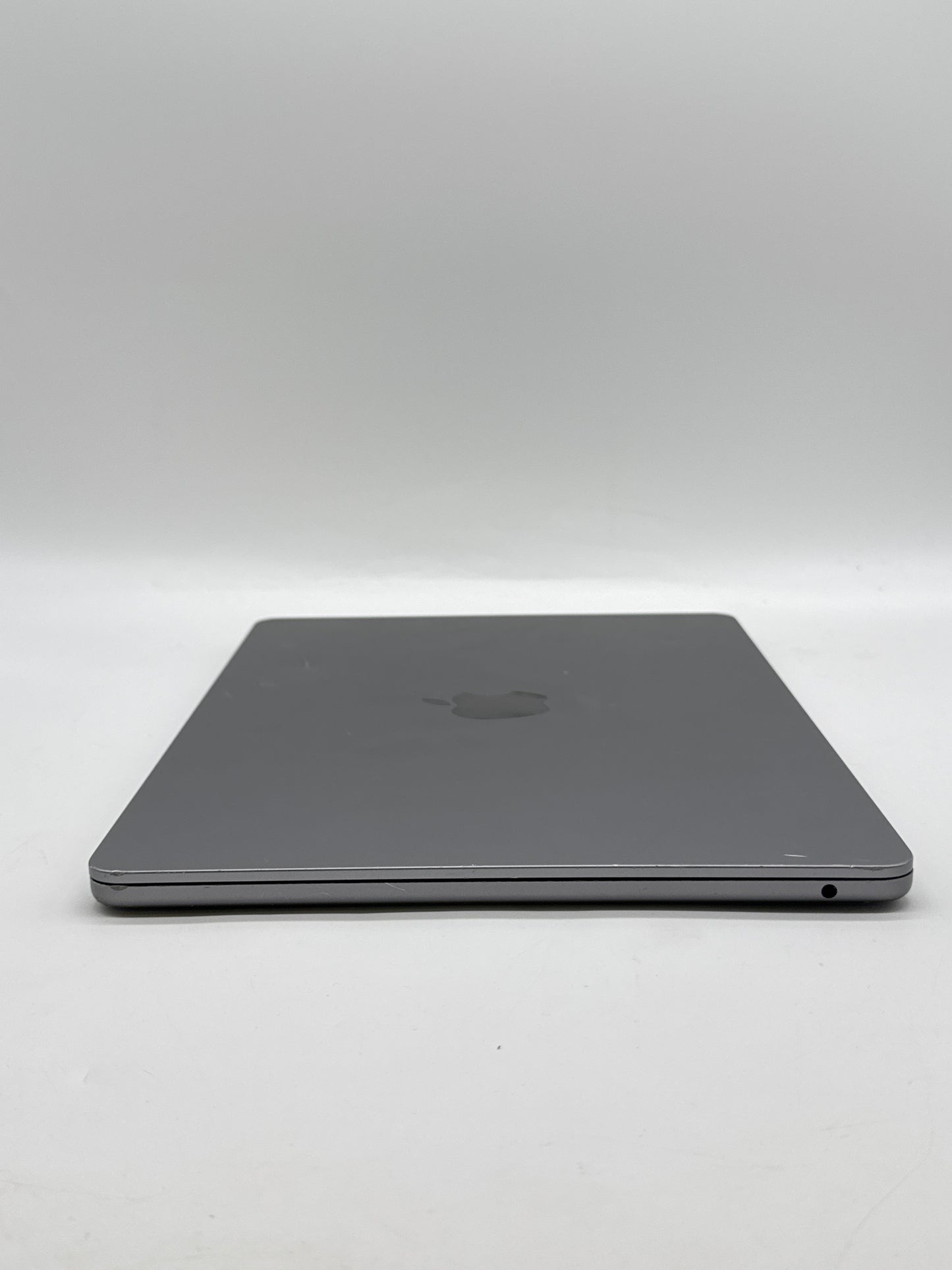 Apple MacBook Air M2 A2681 13.6" 8C CPU 8C GPU 8GB 256GB - Remotely Managed