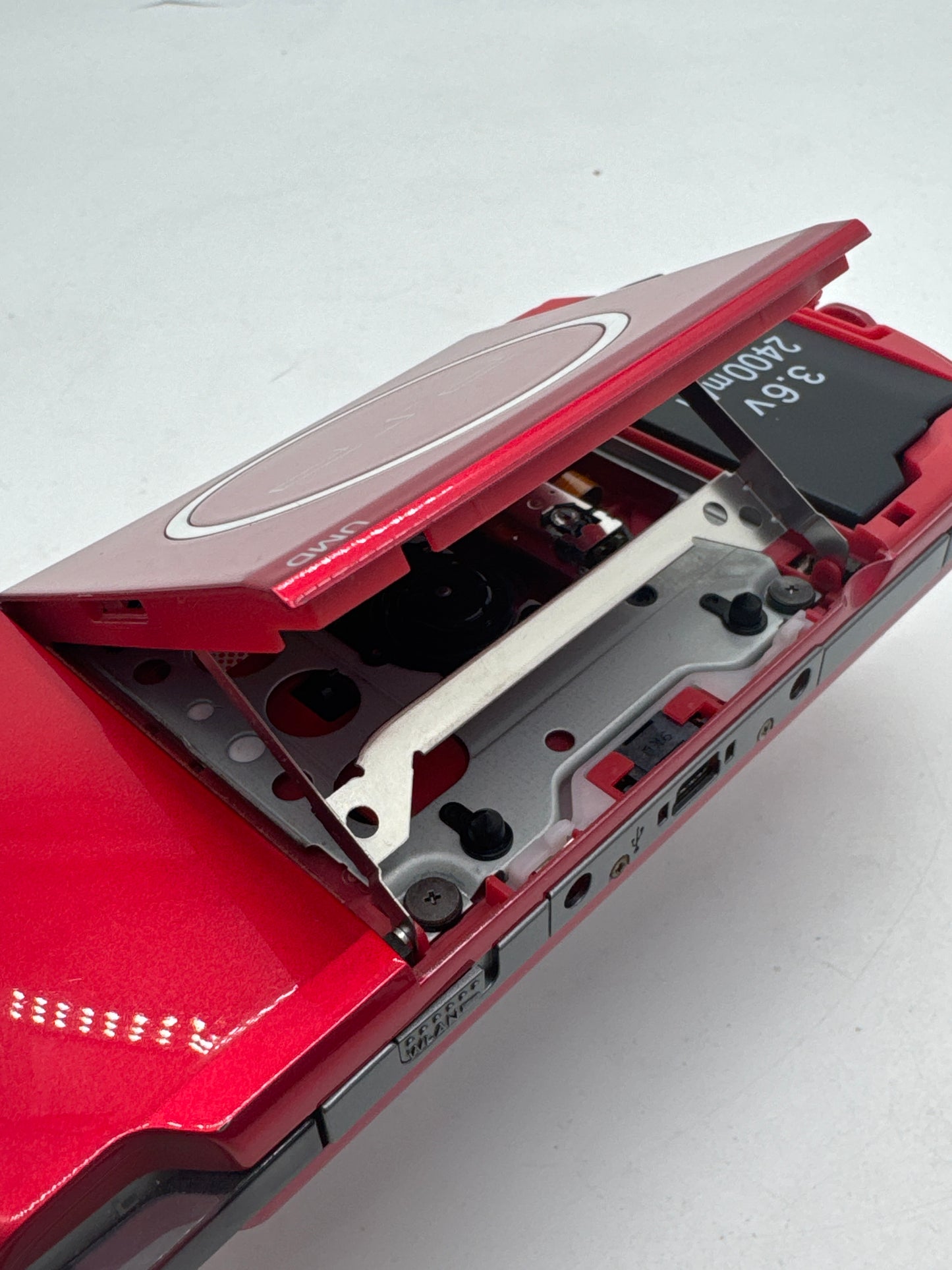 Sony PlayStation Portable PSP-3000 Red Console #369 No Back Lid Yellowed Display AS IS