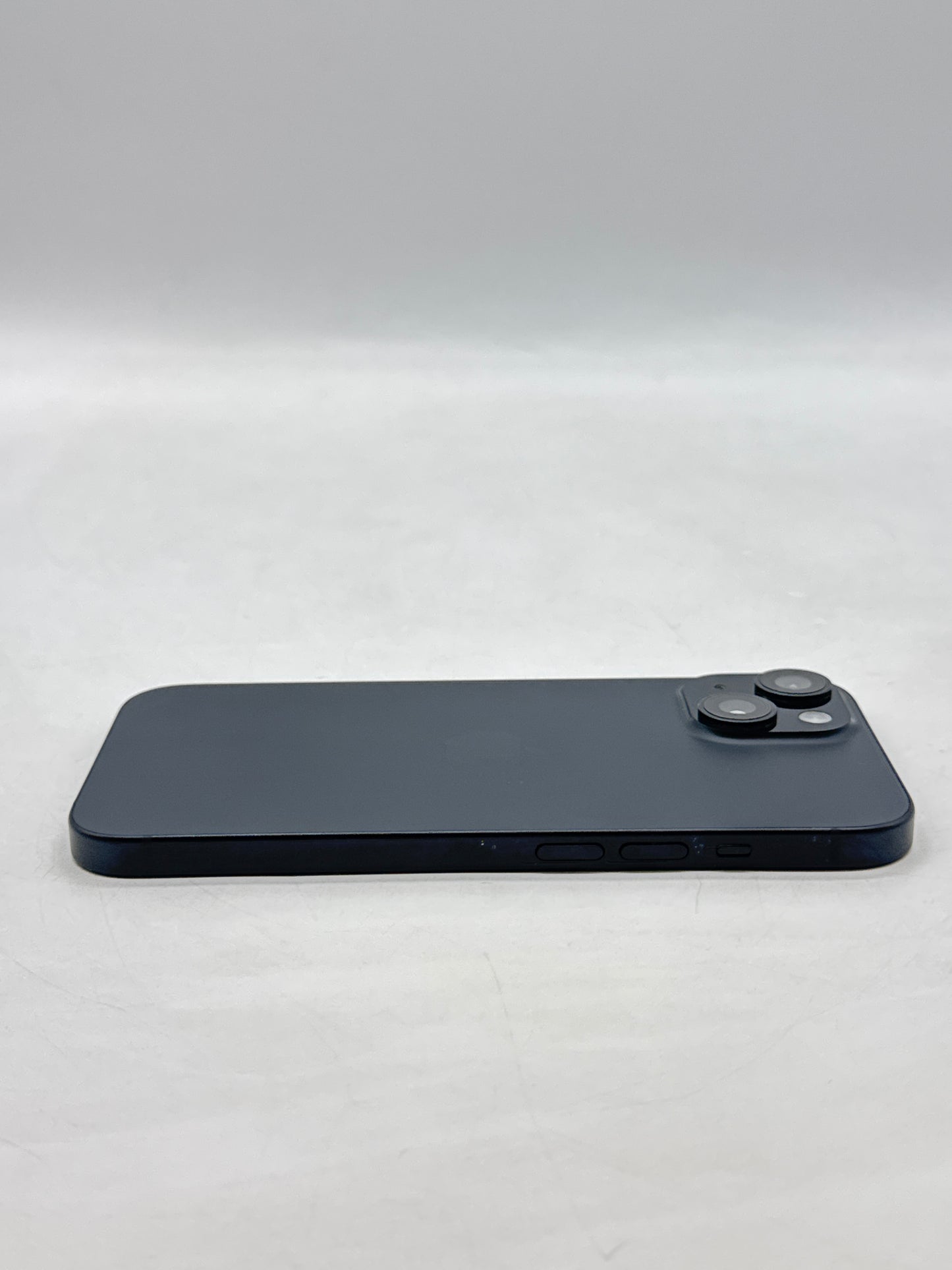 Unlocked Apple iPhone 15 A2846 128GB Black 80% Battery