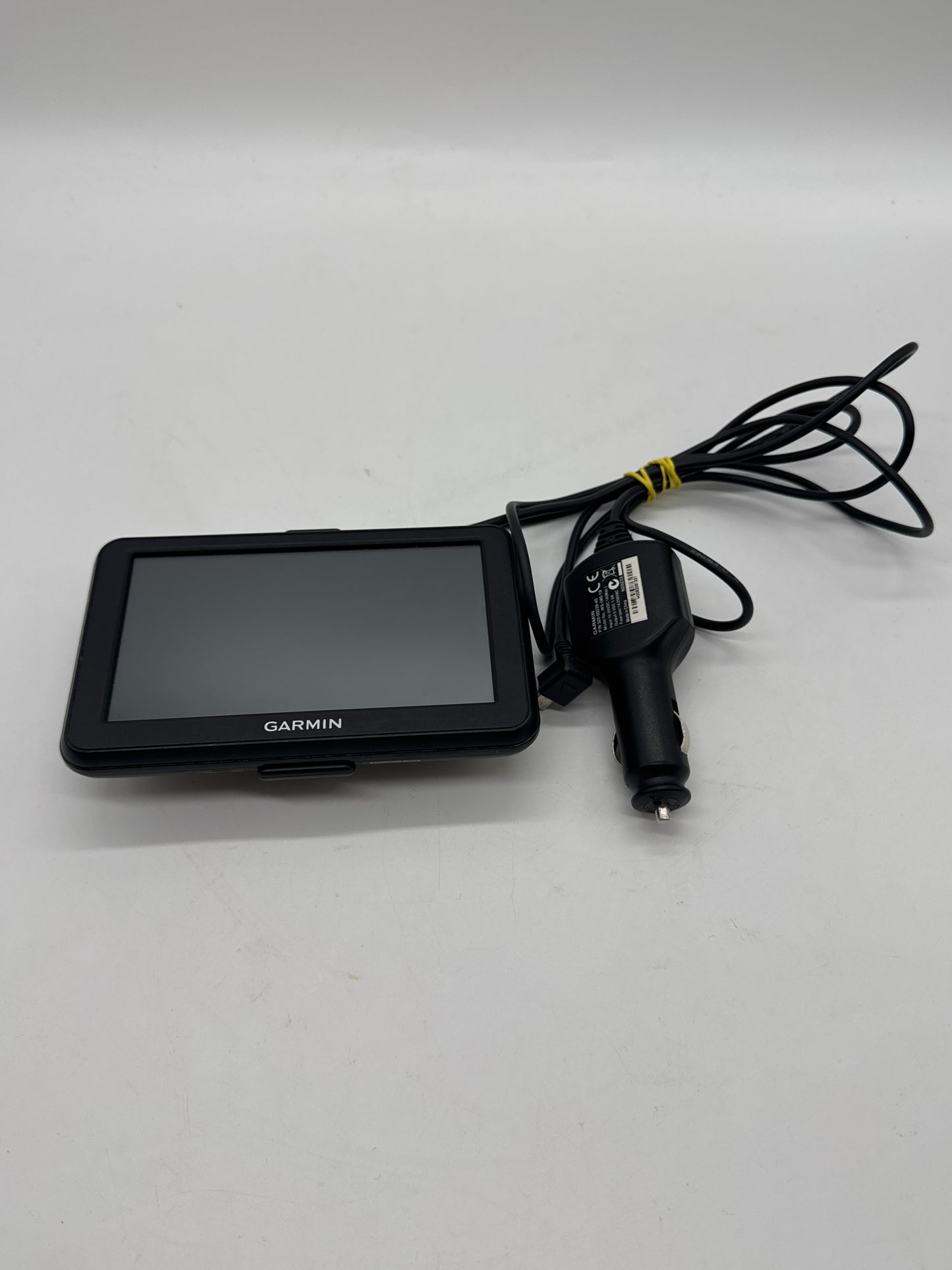 Garmin NUVI 50LM GPS Bundle Charger Mount.
