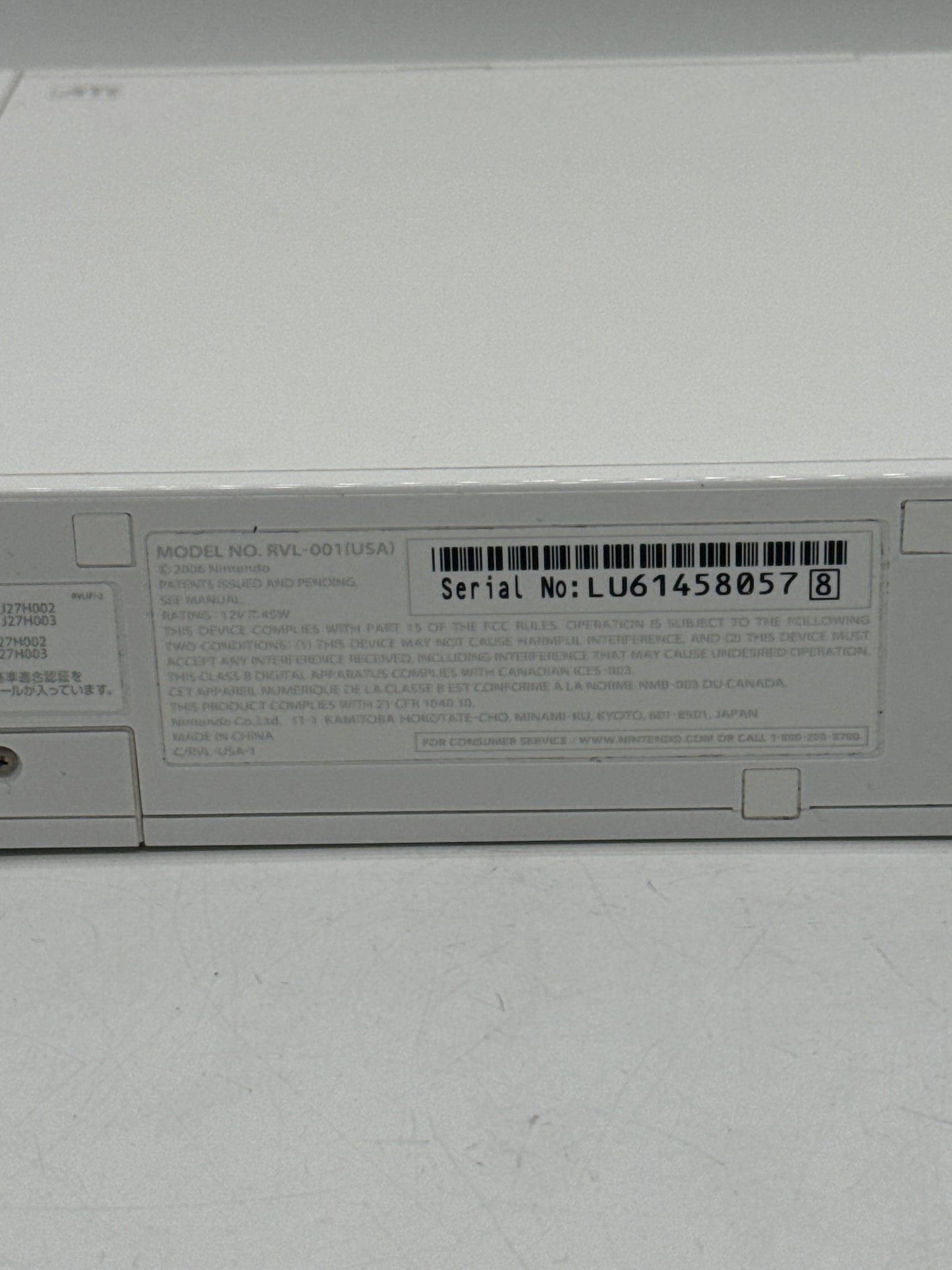 Nintendo Wii Video Game Console RVL-001 White Bundle