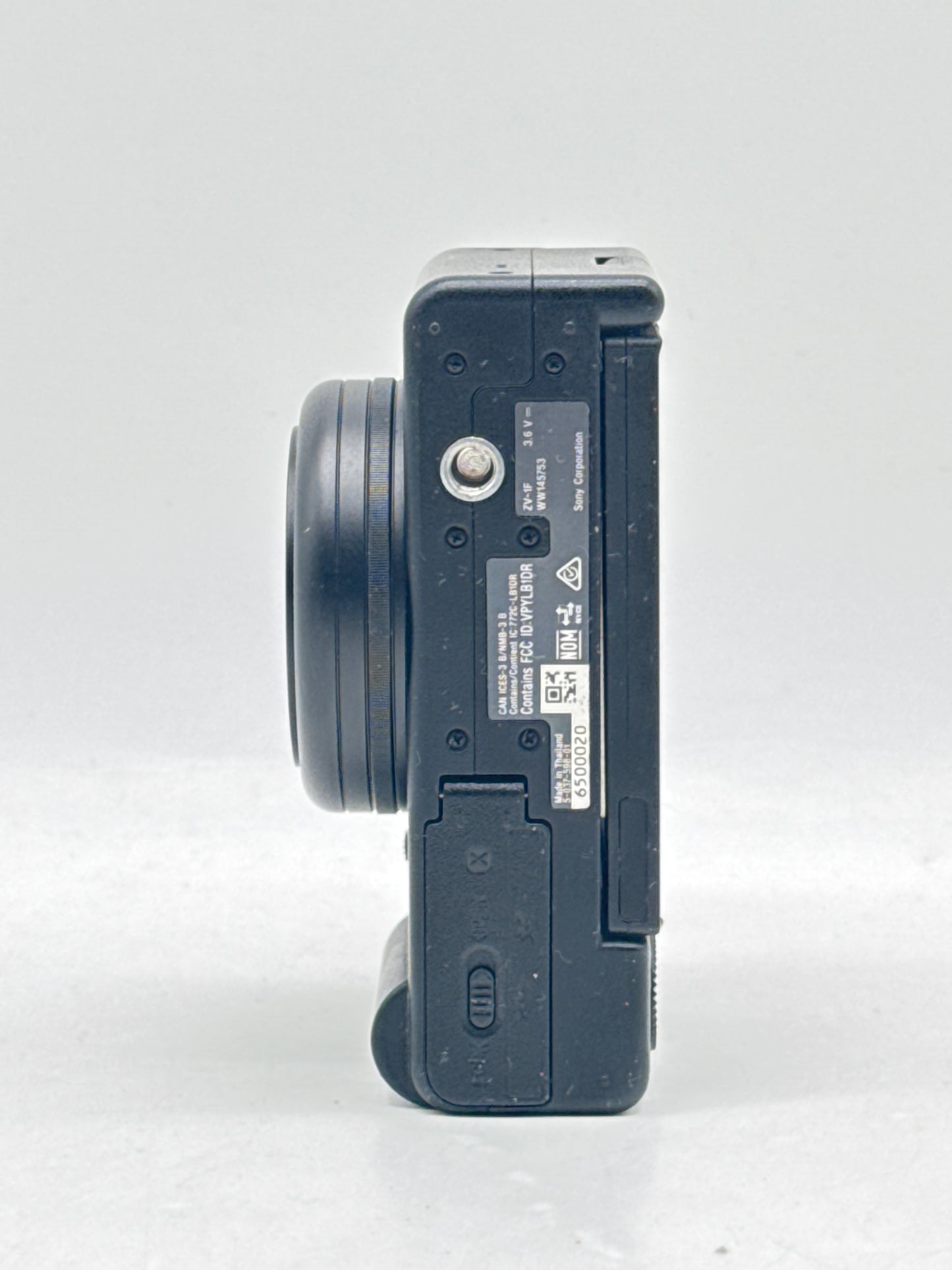 Sony ZV-1F Vlog Camera for Content Creators and Vloggers