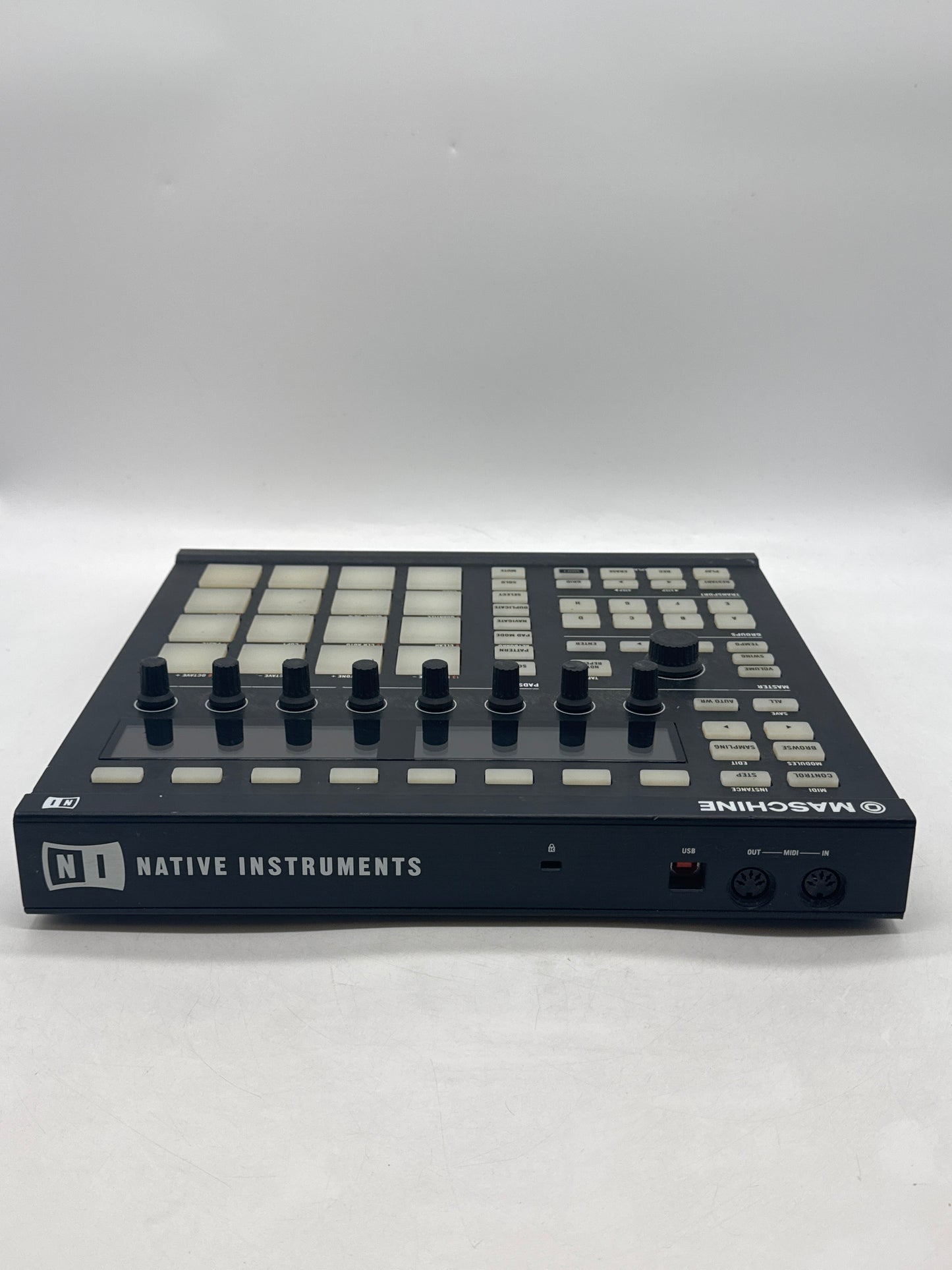Native Instruments MASCHINE MK2 Black - No Software Untested