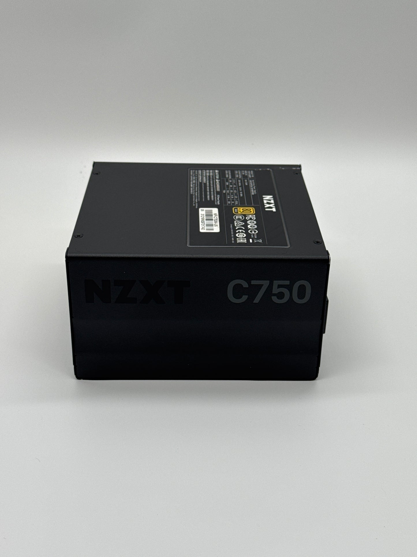 NZXT C750 750W ATX Modular Power Supply. - Not Tested