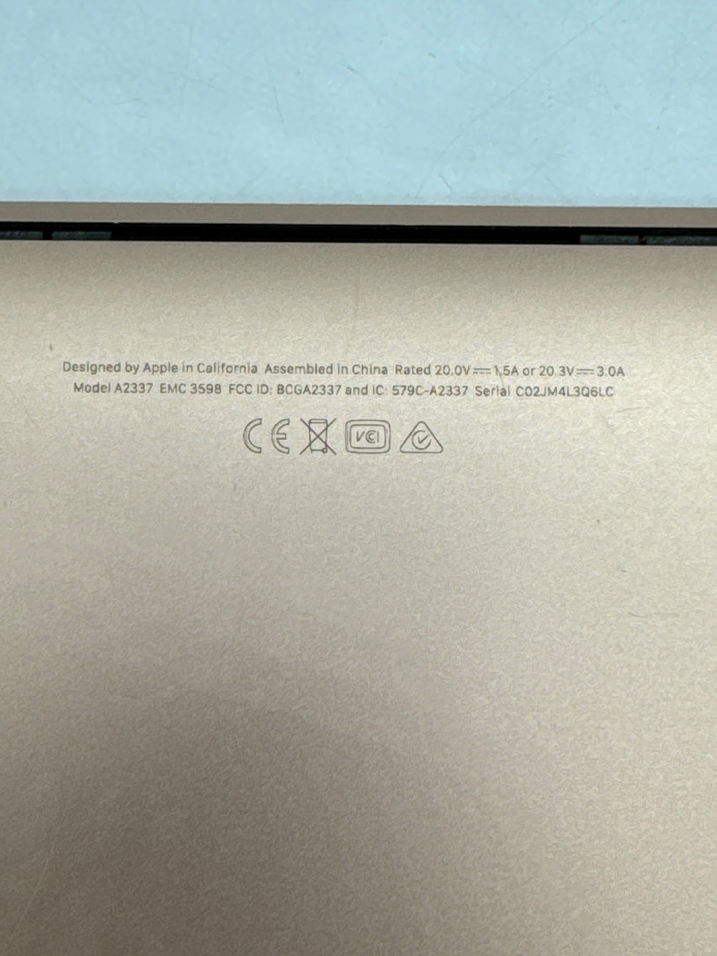 2020 Apple MacBook Air 13.3" A2337 M1 8C CPU 7C GPU 8GB RAM 256GB - READ!