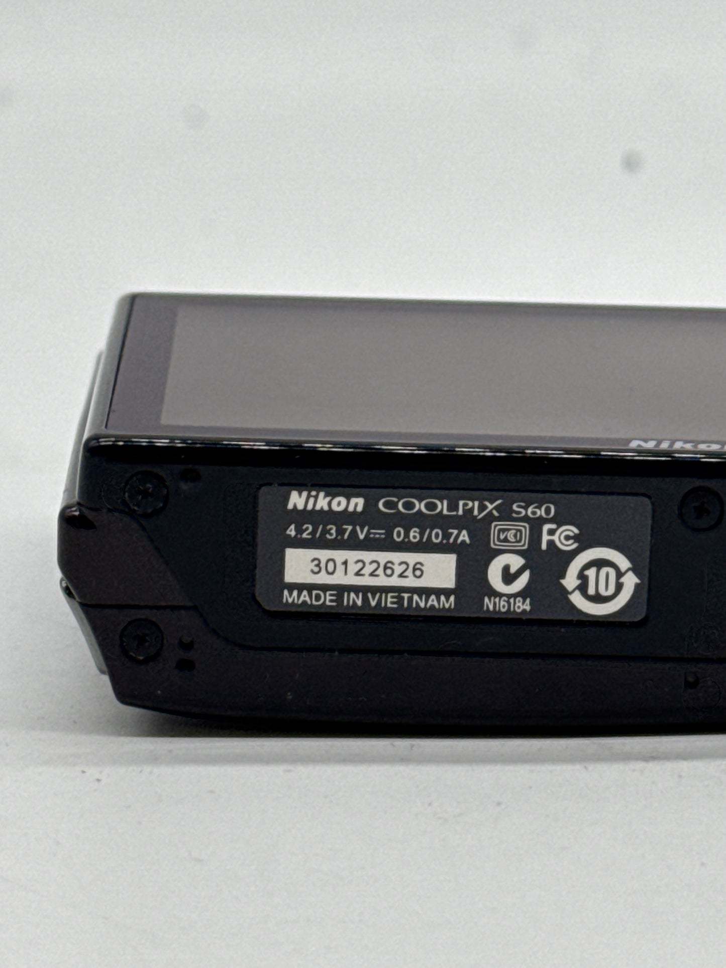 Nikon COOLPIX S60 10.0MP Digital Camera Black UNTESTED