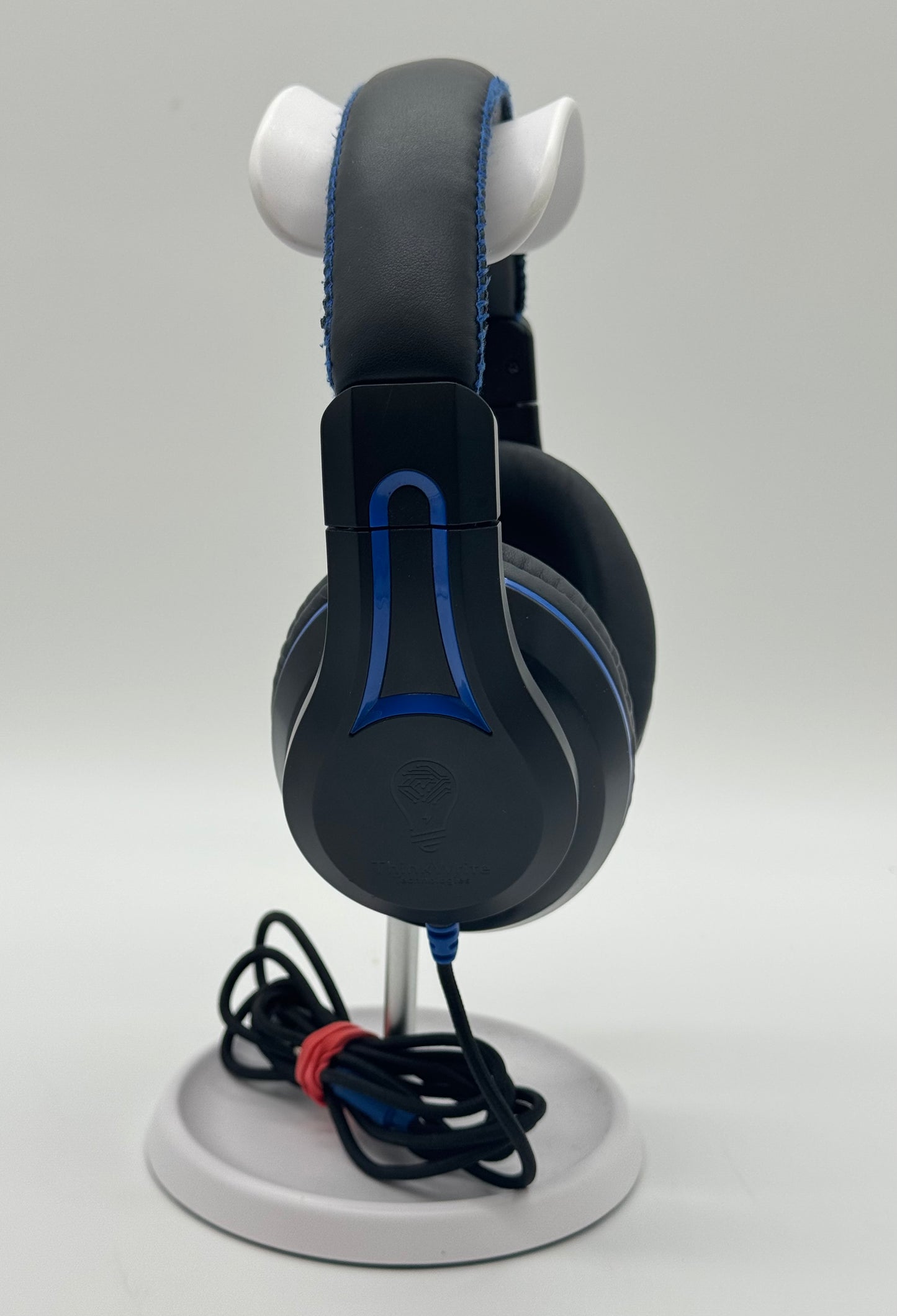 ThinkWrite Technologies TW200 Wired Gaming Headphones - Black - Used