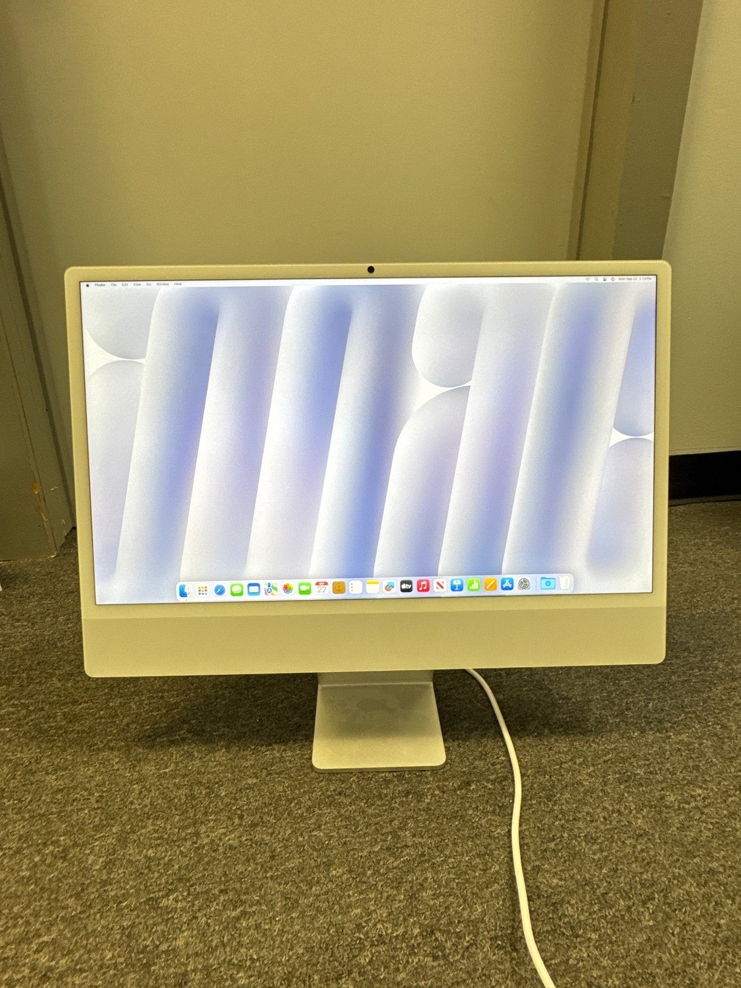 2024 Apple iMac 24" A3247 M4 8C-CPU 8C-GPU 256GB SSD 16GB RAM