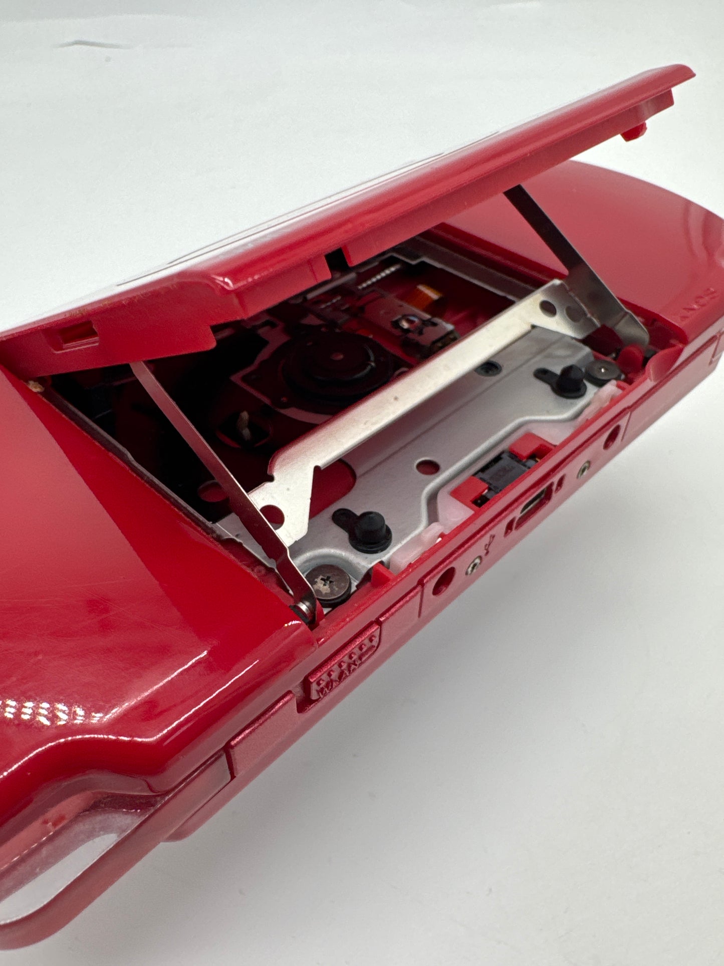 Sony PSP-2000 Red Console #441 w/ 2400mAh Battery Faulty UMD AS IS