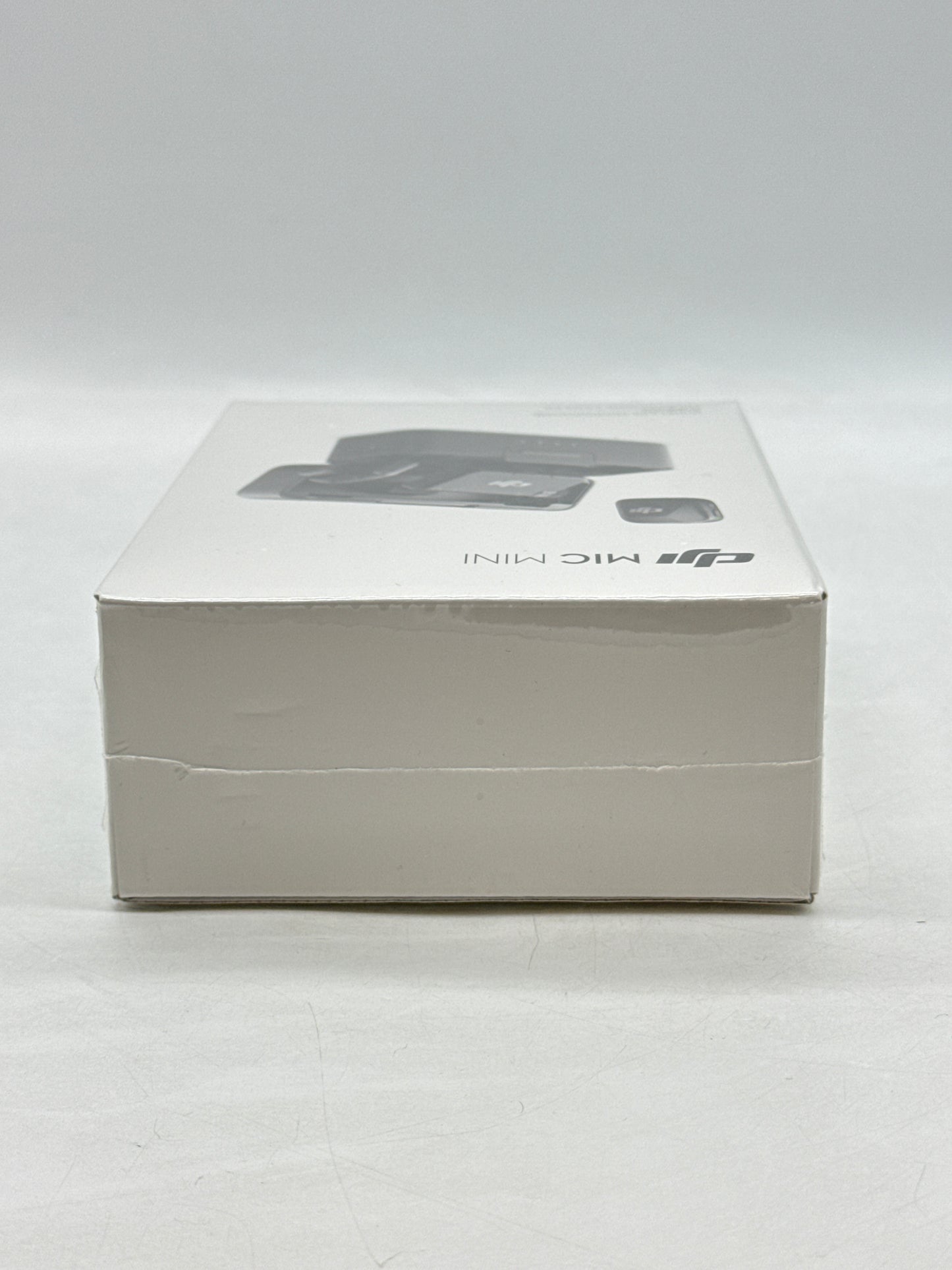 Brand New DJI Mic Mini DMMR01 2 TX 1 RX Charging Case Microphone Reciever