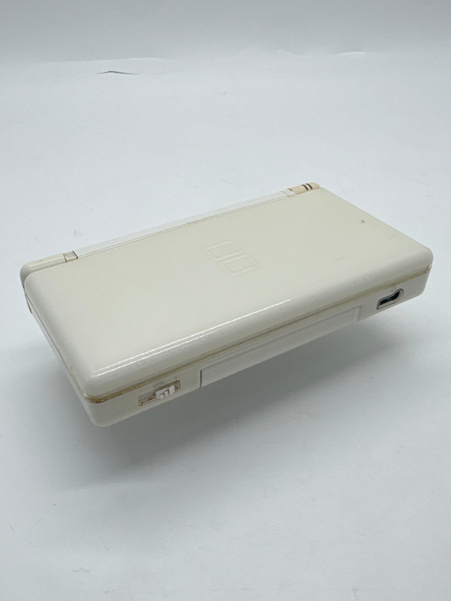 Nintendo DS Lite USG-001 Polar White Console #28 Upper Screen has a Black Patch