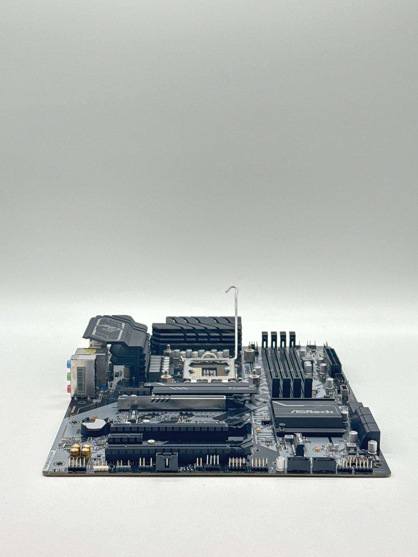 Untested ASROCK Z690 PRO RS Intel LGA1700 DDR4 ATX Motherboard