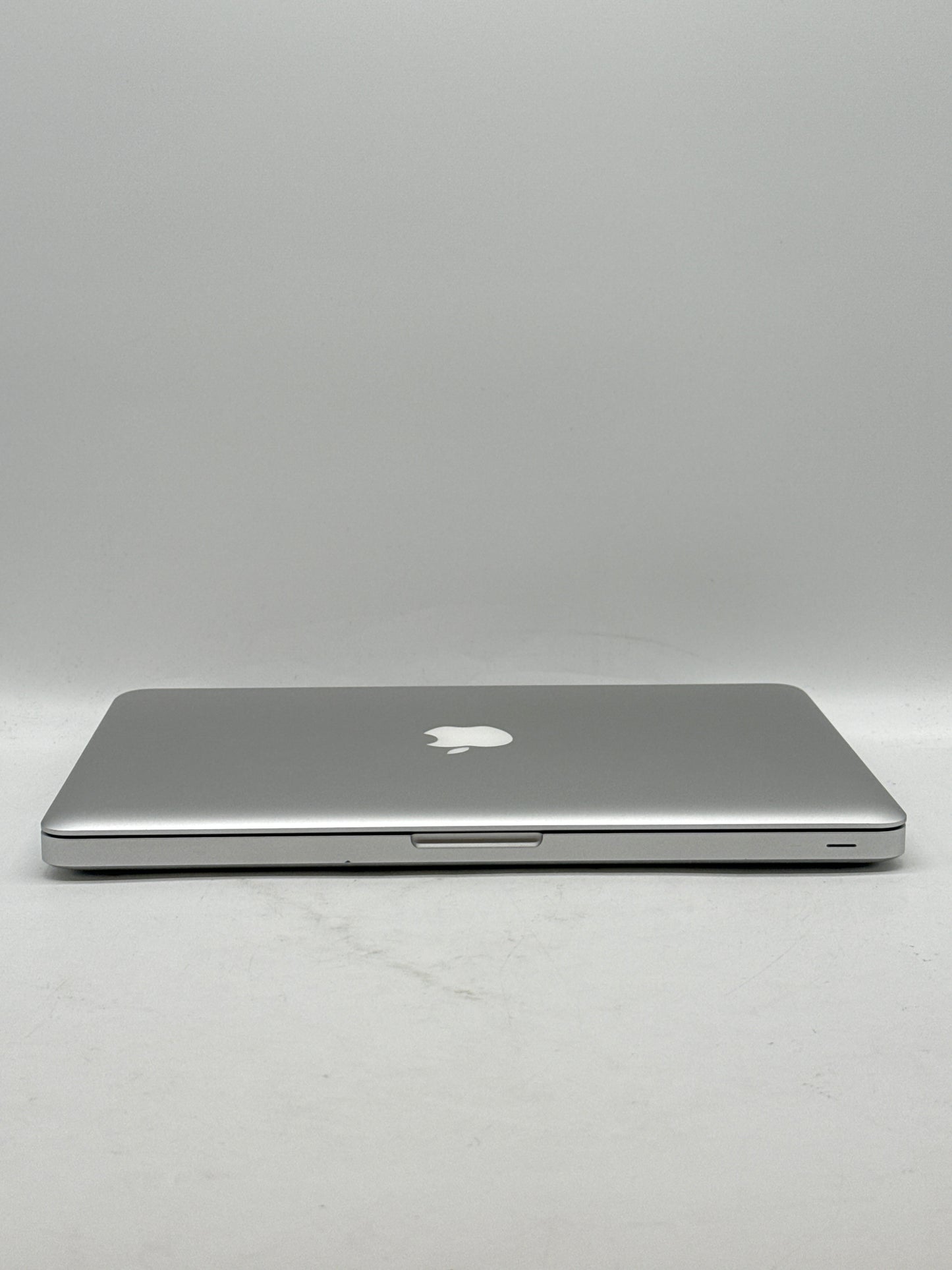 Apple MacBook Pro Retina 13.3'' i5 2.5GHz A1278 4GB RAM 500GB Silver