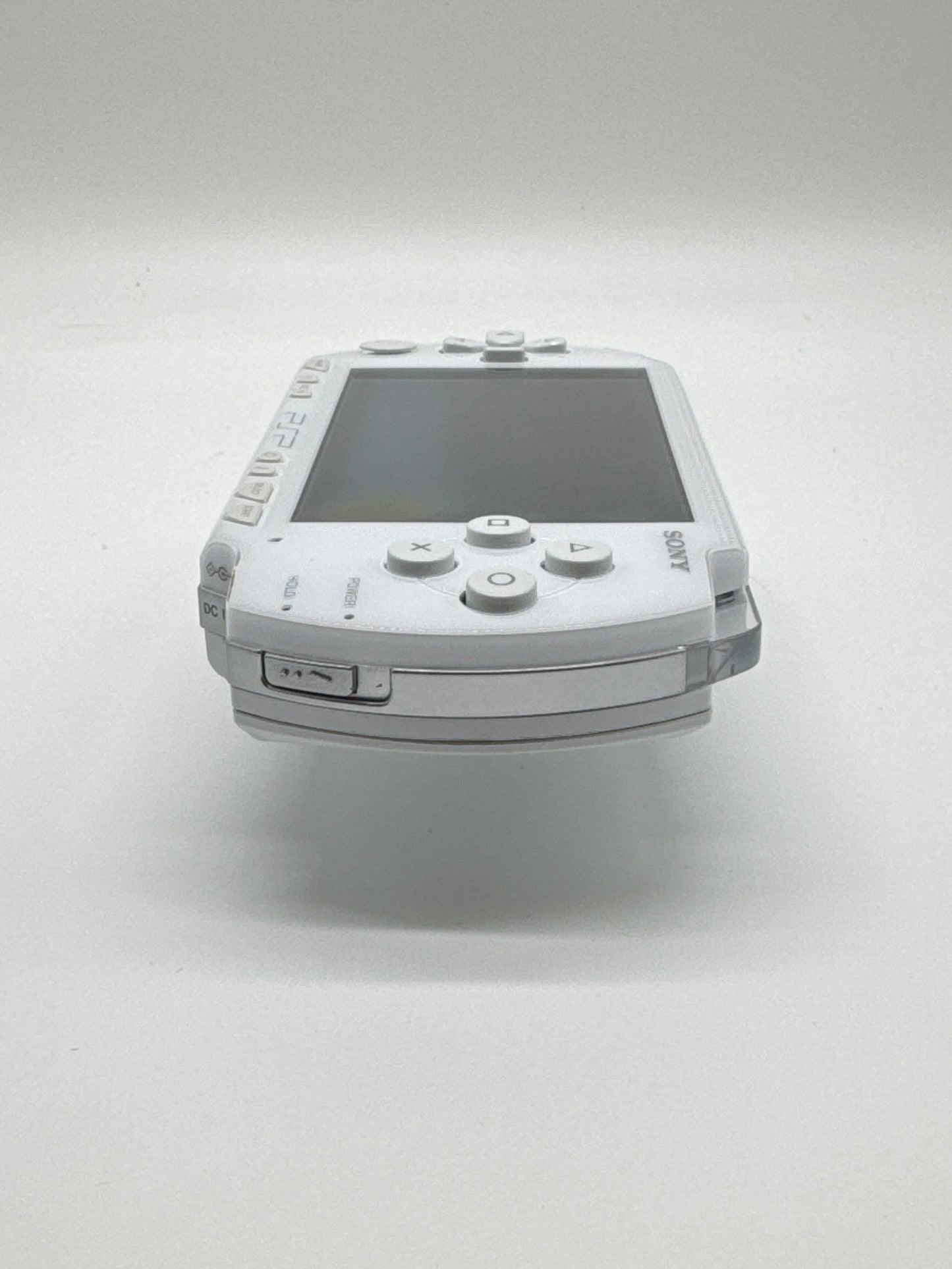 Sony PSP PCH-1000 Crystal White Video Game Handheld Console