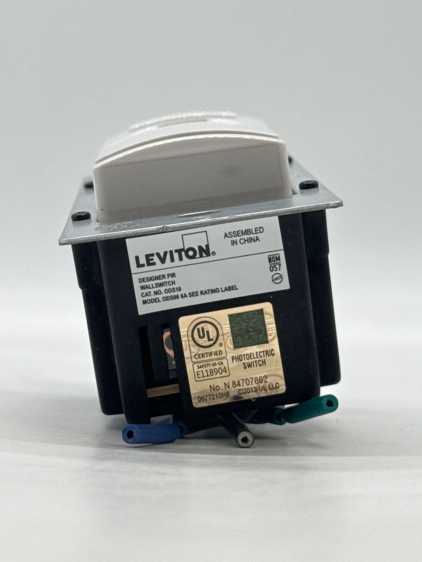 New Lot of 10 Leviton ODS06-IDW Sensor Wall Switch