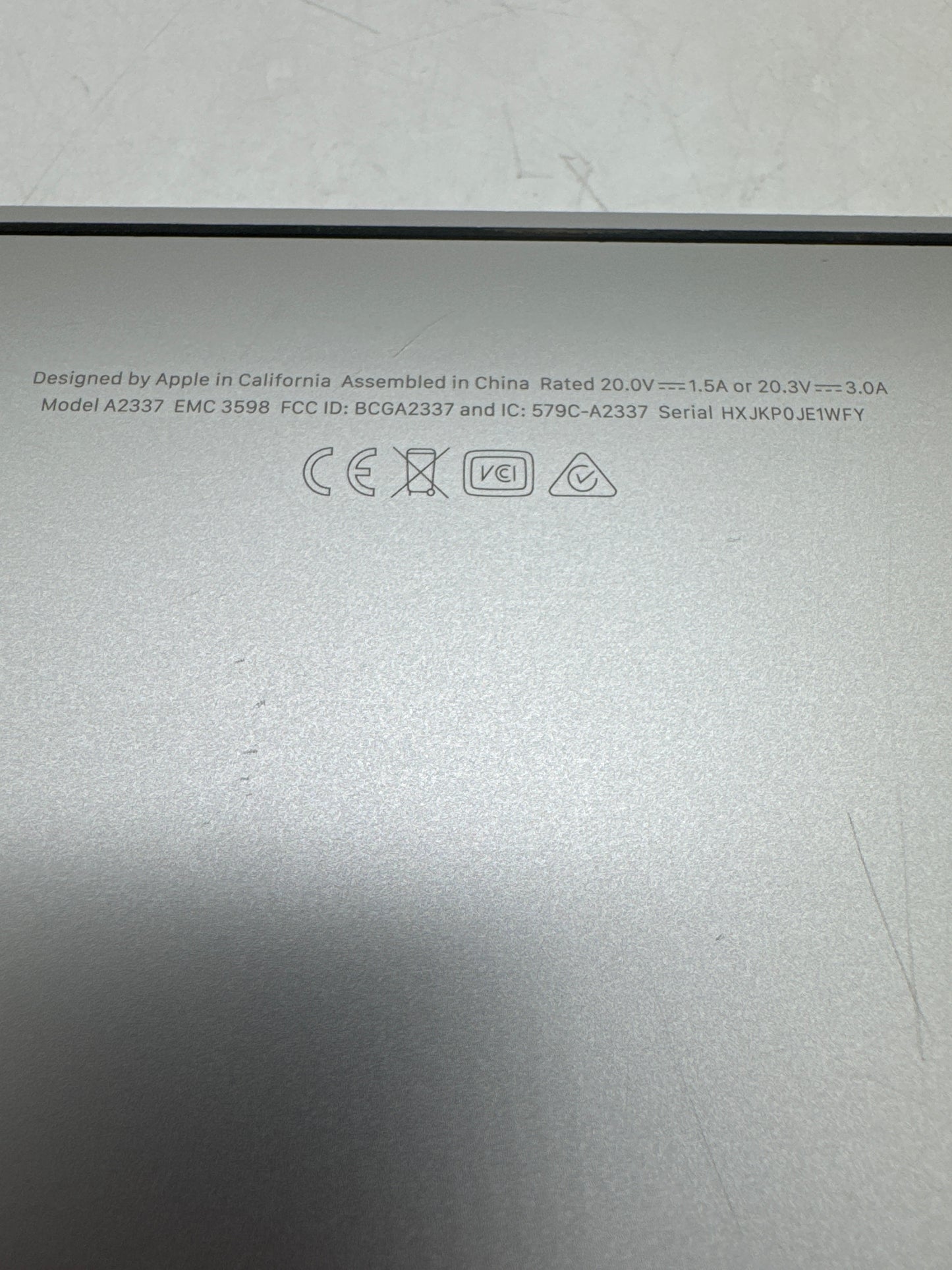 2020 Apple Macbook Air 13.3" M1 A2337 7C-GPU 256GB SSD 8GB RAM - Bad Read!