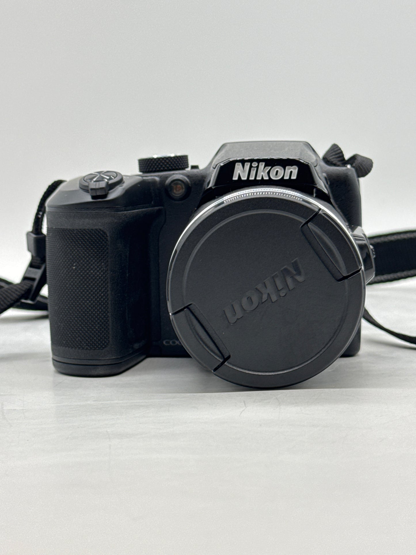 Nikon COOLPIX B500 16MP 40x Optical Zoom Digital Camera Built-in WiFi - Untested
