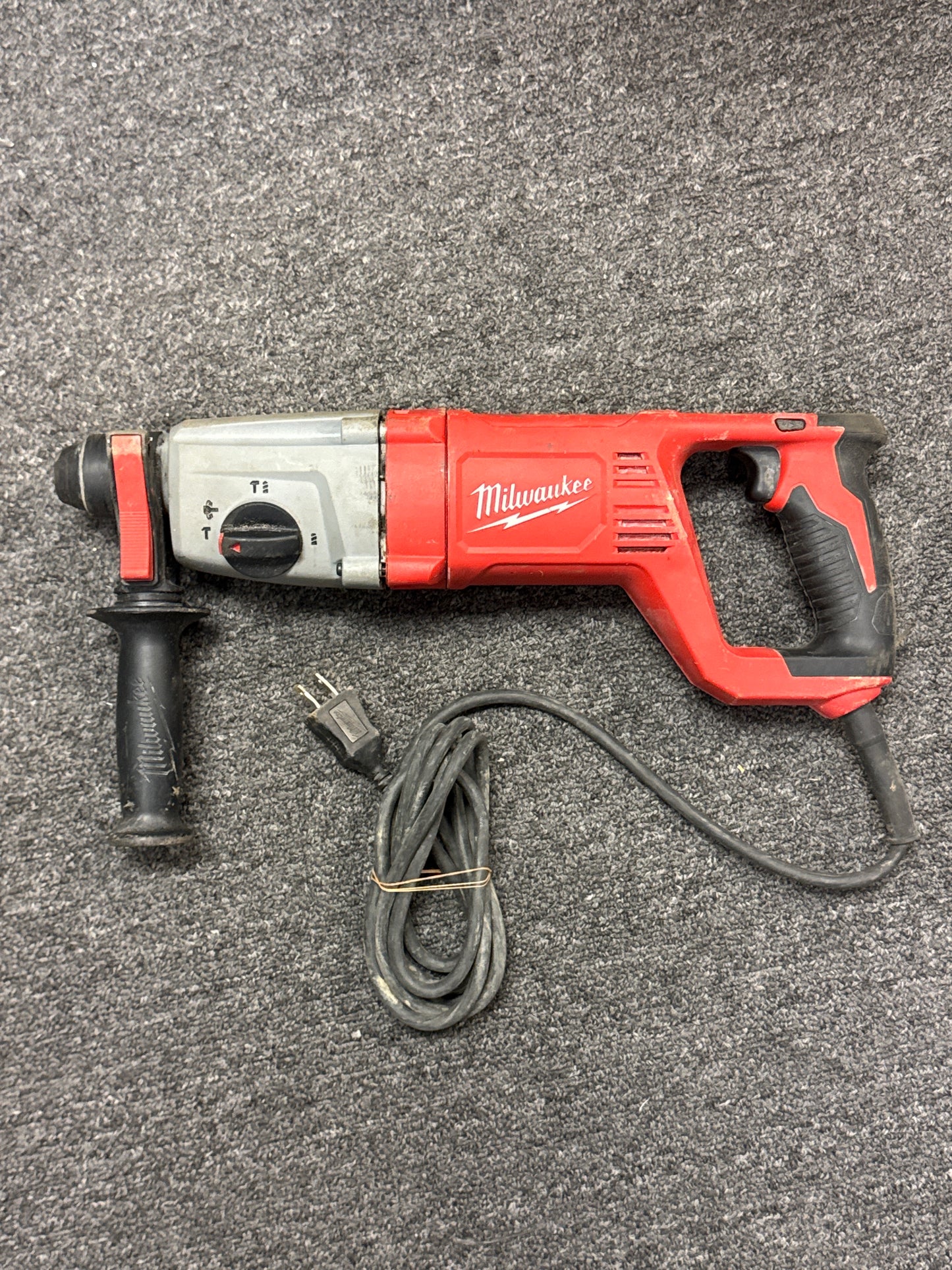 Milwaukee 5262-21 1" SDS Plus Rotary Hammer Kit - Broken Body