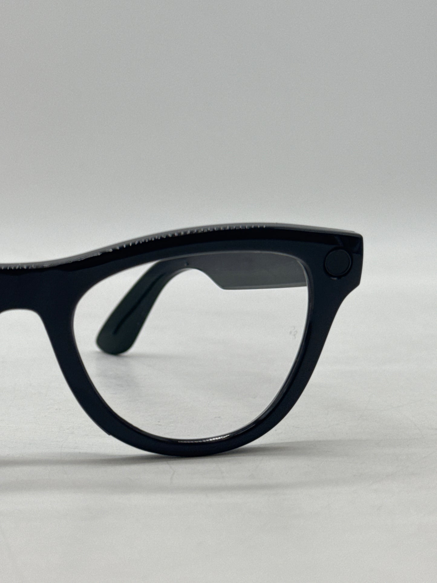 Ray-Ban Meta Skyler Glasses RW4010E0 601/CH 52/20 - Display Model Read!