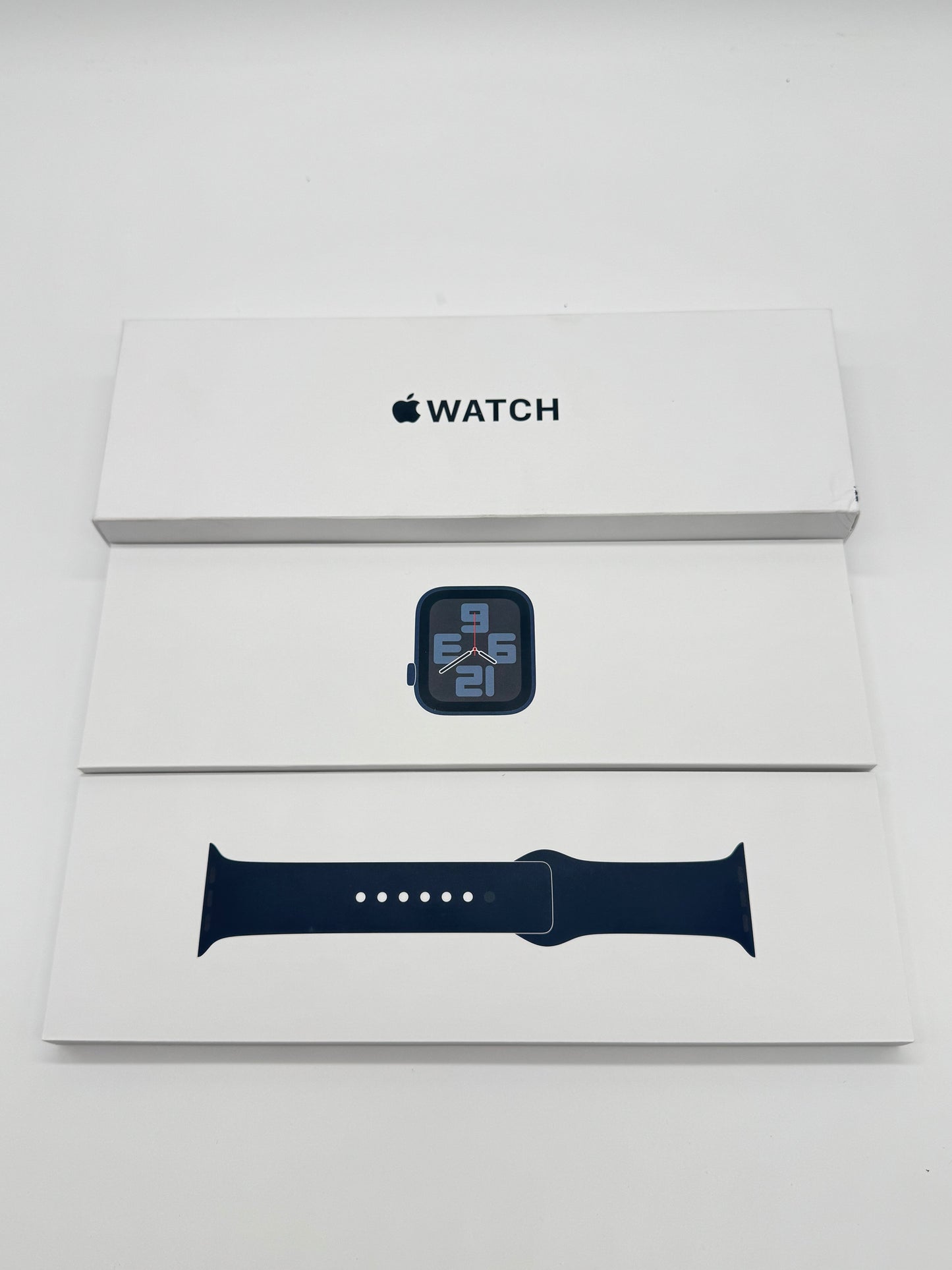 New Unlocked Apple Watch Series SE 2nd Gen A2727 GPS + Cellular 44MM w/ Box
