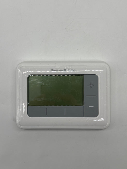 Honeywell Home T5 RTH7560E Programmable Thermostat Heat Cool Digital White Used